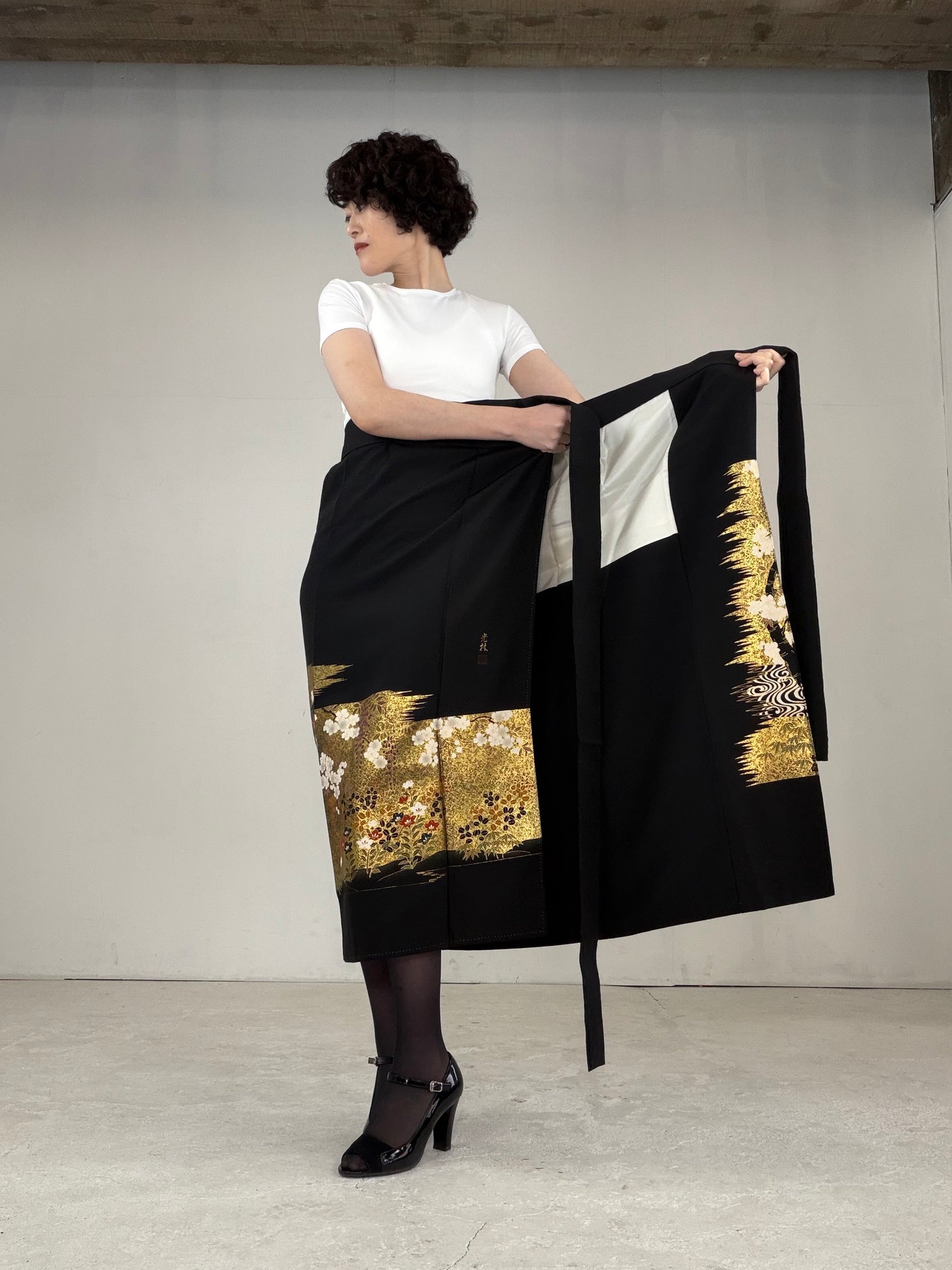 EDO-ZUMA SKIRT UPCYCLED FROM JAPANESE KIMONO "EDO030"