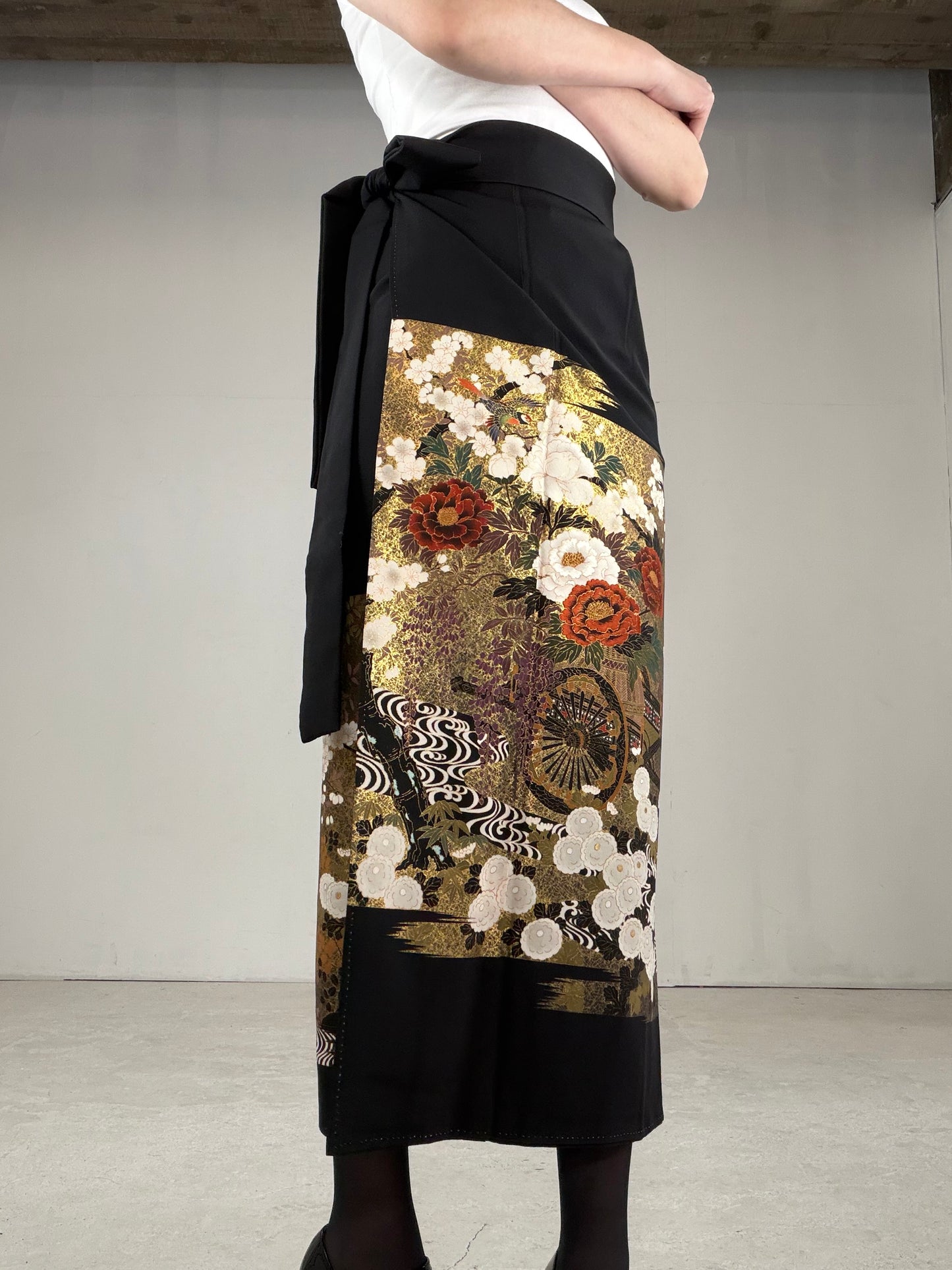 EDO-ZUMA SKIRT UPCYCLED FROM JAPANESE KIMONO "EDO030"