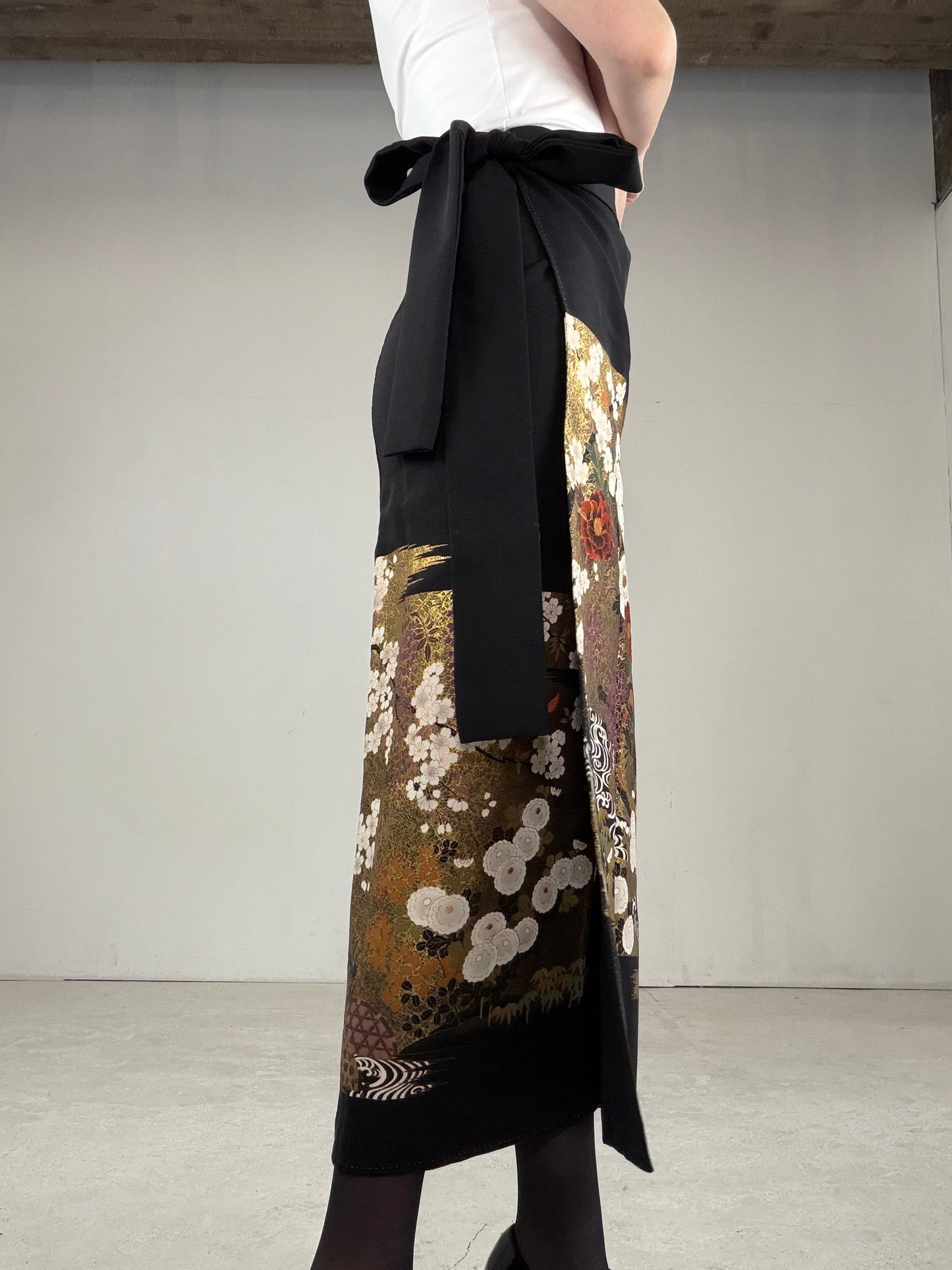 EDO-ZUMA SKIRT UPCYCLED FROM JAPANESE KIMONO "EDO030"