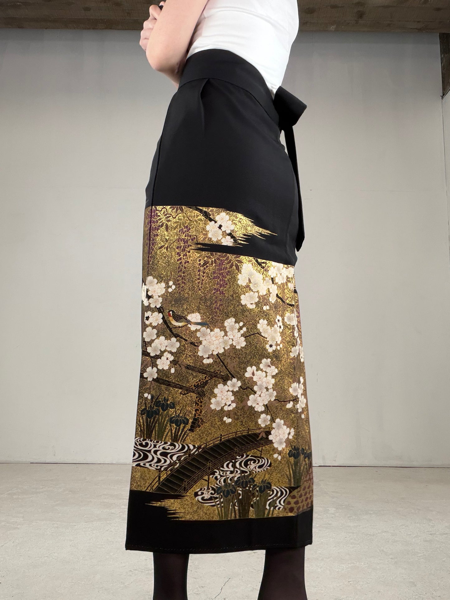 EDO-ZUMA SKIRT UPCYCLED FROM JAPANESE KIMONO "EDO030"