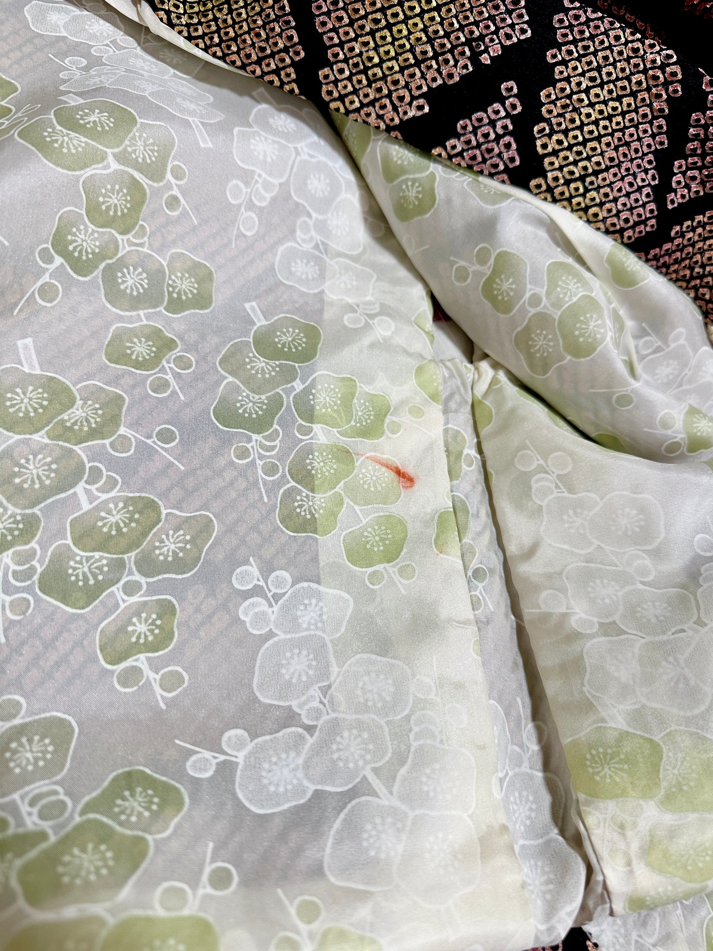 VINTAGE SHIBORI HAORI "gradation, ume"