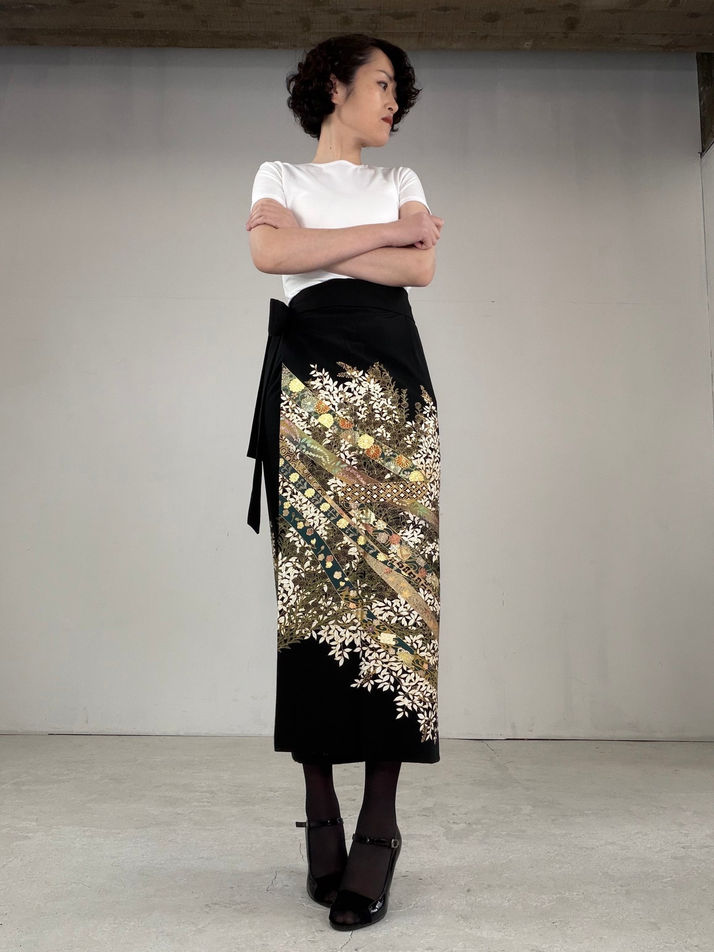 EDO-ZUMA SKIRT UPCYCLED FROM JAPANESE KIMONO "EDO034"