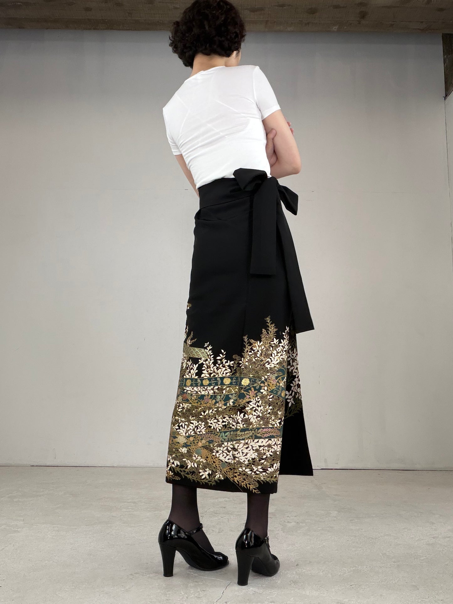 EDO-ZUMA SKIRT UPCYCLED FROM JAPANESE KIMONO "EDO034"