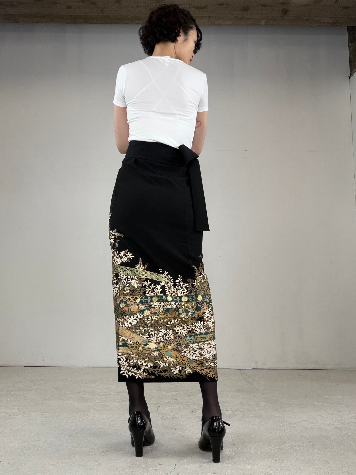 EDO-ZUMA SKIRT UPCYCLED FROM JAPANESE KIMONO "EDO034"