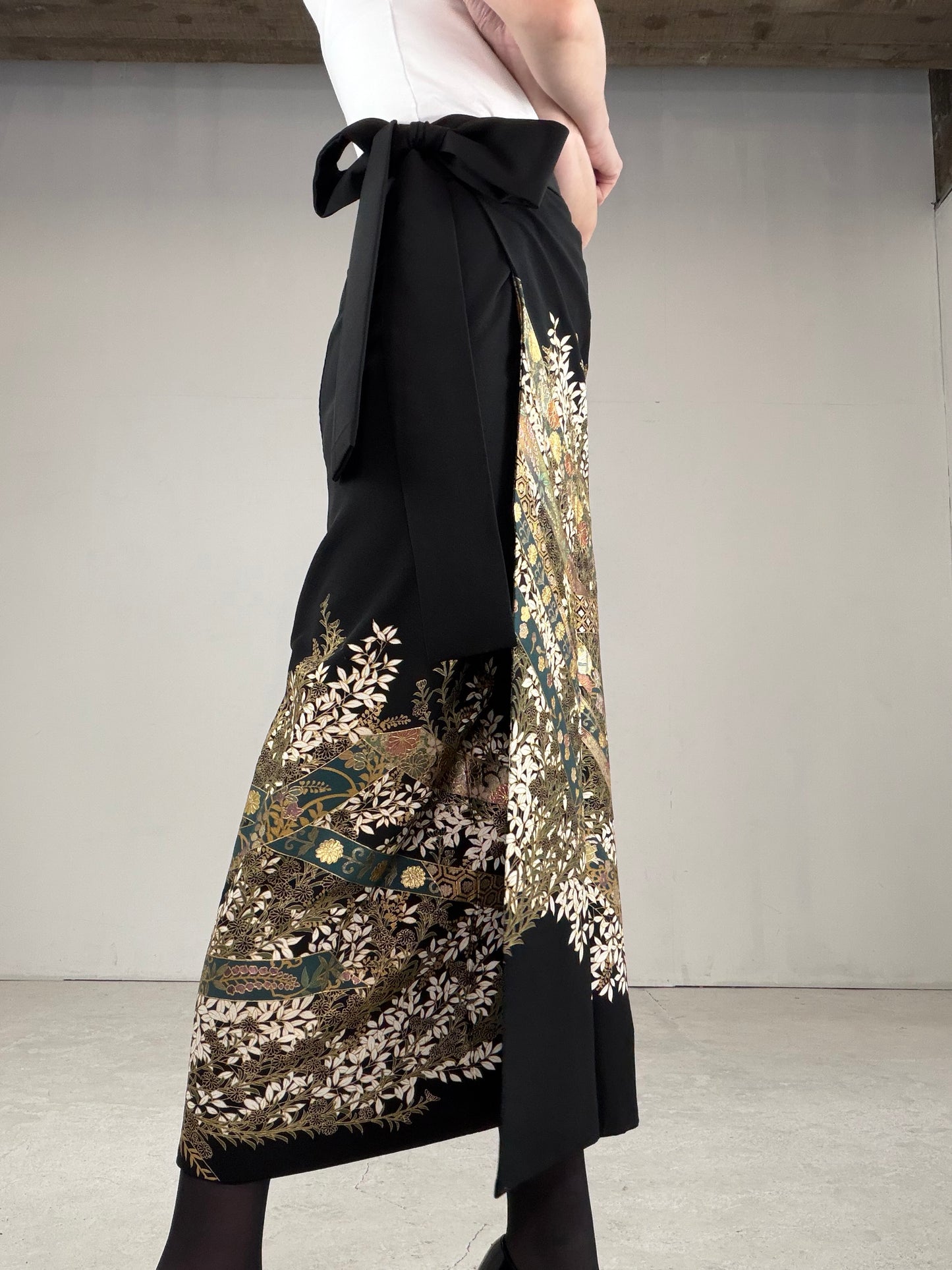 EDO-ZUMA SKIRT UPCYCLED FROM JAPANESE KIMONO "EDO034"