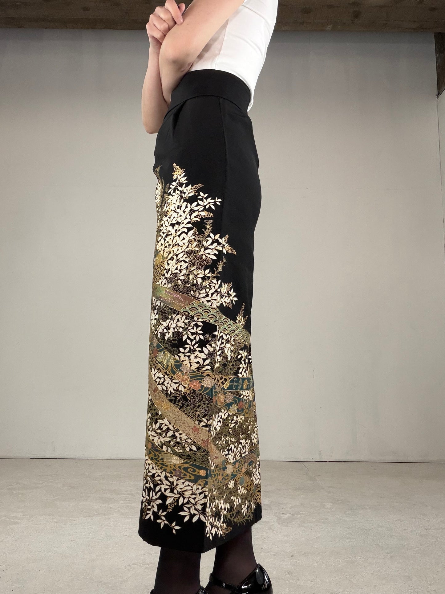EDO-ZUMA SKIRT UPCYCLED FROM JAPANESE KIMONO "EDO034"