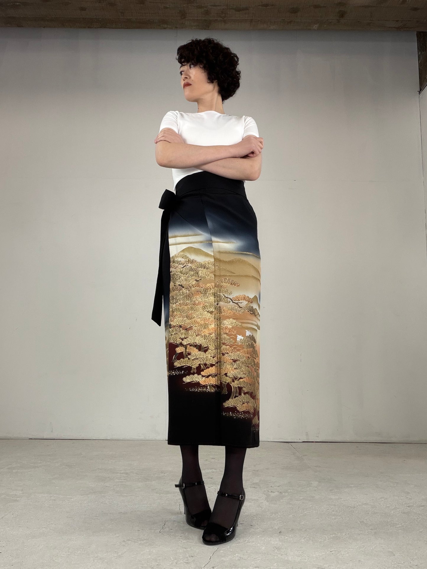 EDO-ZUMA SKIRT UPCYCLED FROM JAPANESE KIMONO "EDO035"