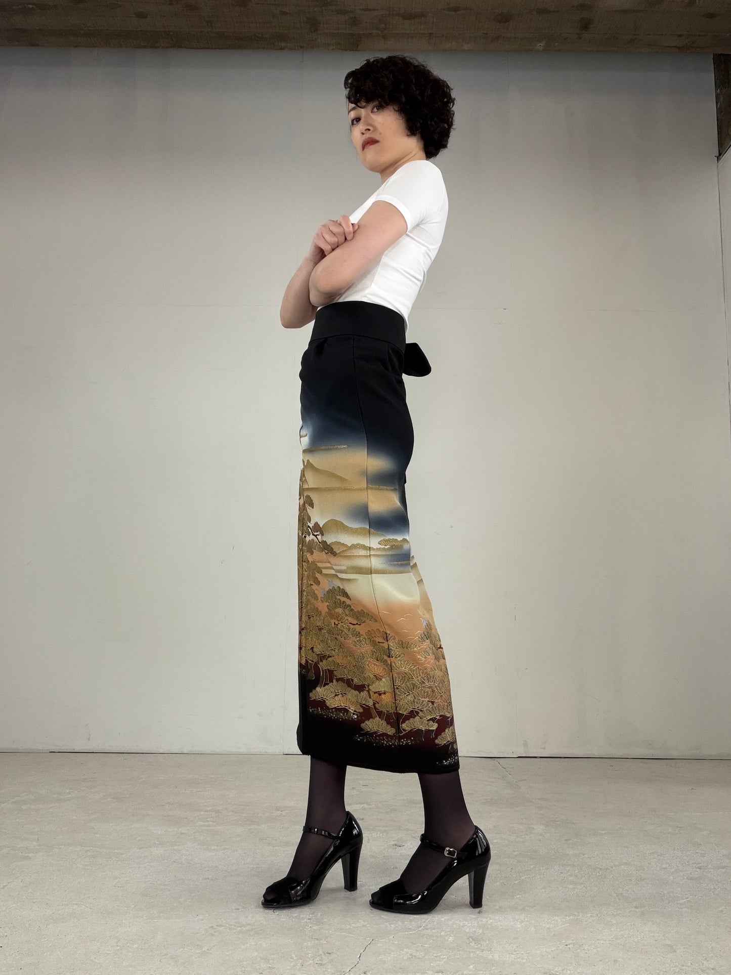 EDO-ZUMA SKIRT UPCYCLED FROM JAPANESE KIMONO "EDO035"