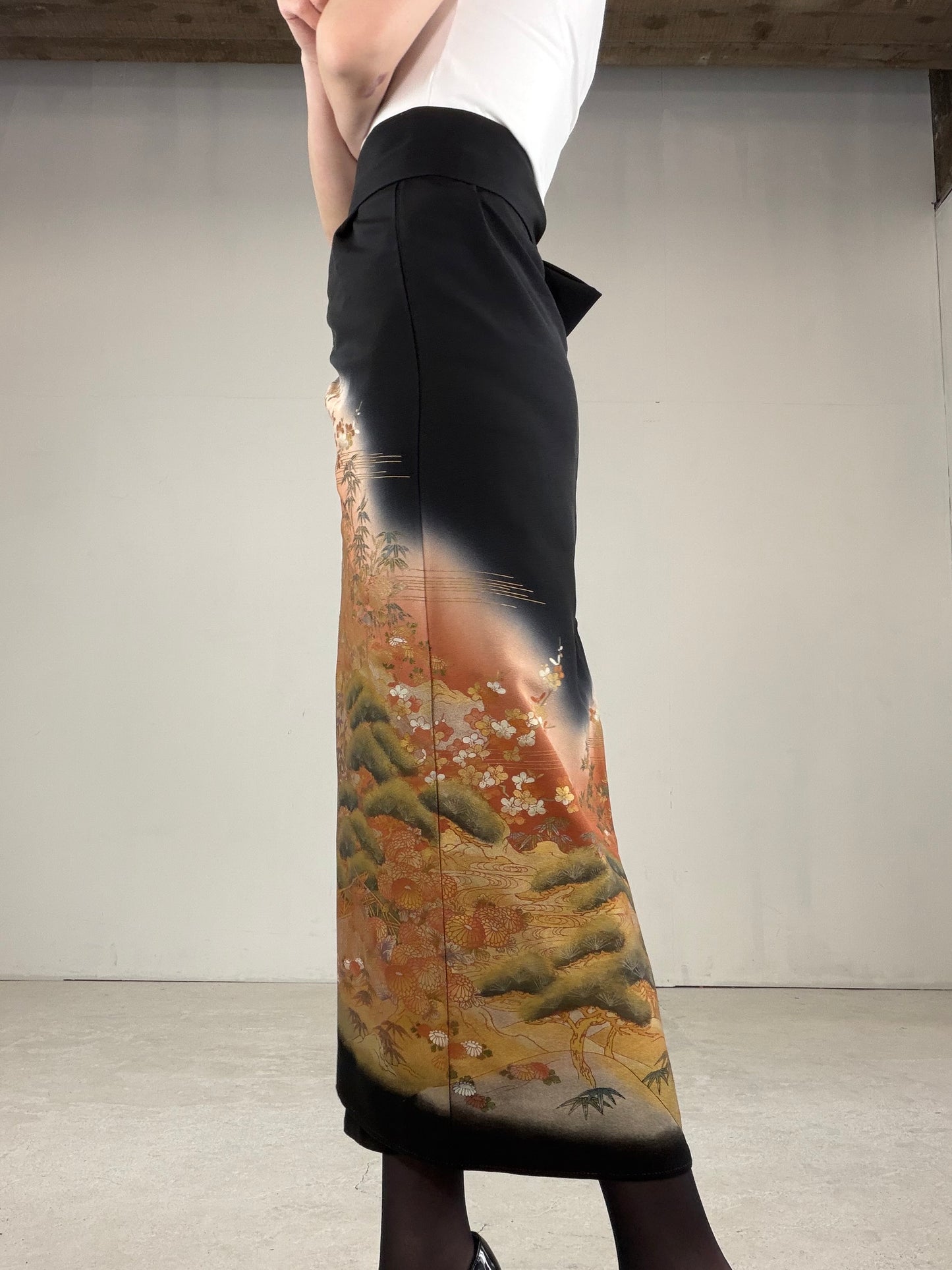 EDO-ZUMA SKIRT UPCYCLED FROM JAPANESE KIMONO "EDO028"