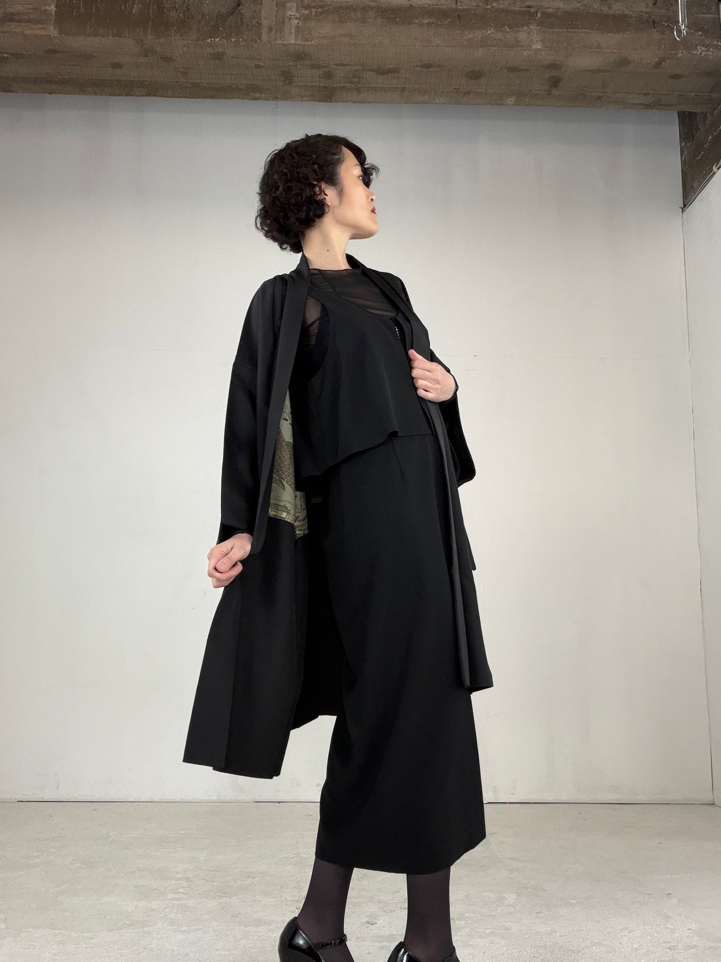 VINTAGE KUROMONTSUKI HAORI "Sougara, KUR106" *damage