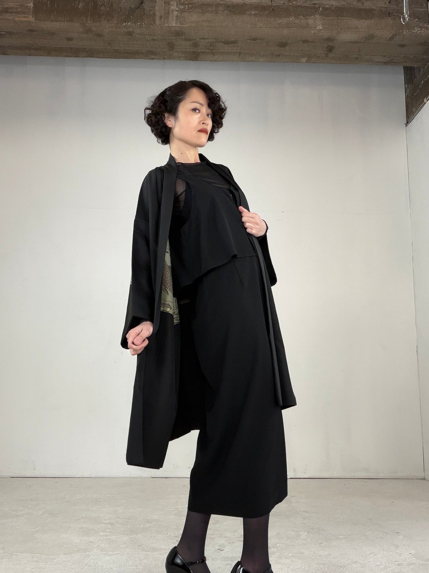 VINTAGE KUROMONTSUKI HAORI "Sougara, KUR106" *damage