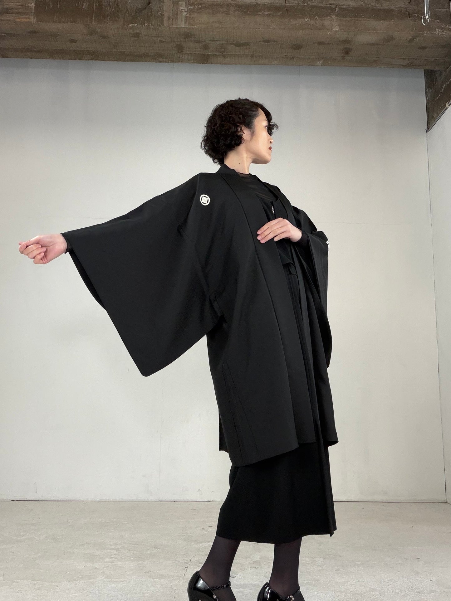 VINTAGE KUROMONTSUKI HAORI "Sougara, KUR106" *damage