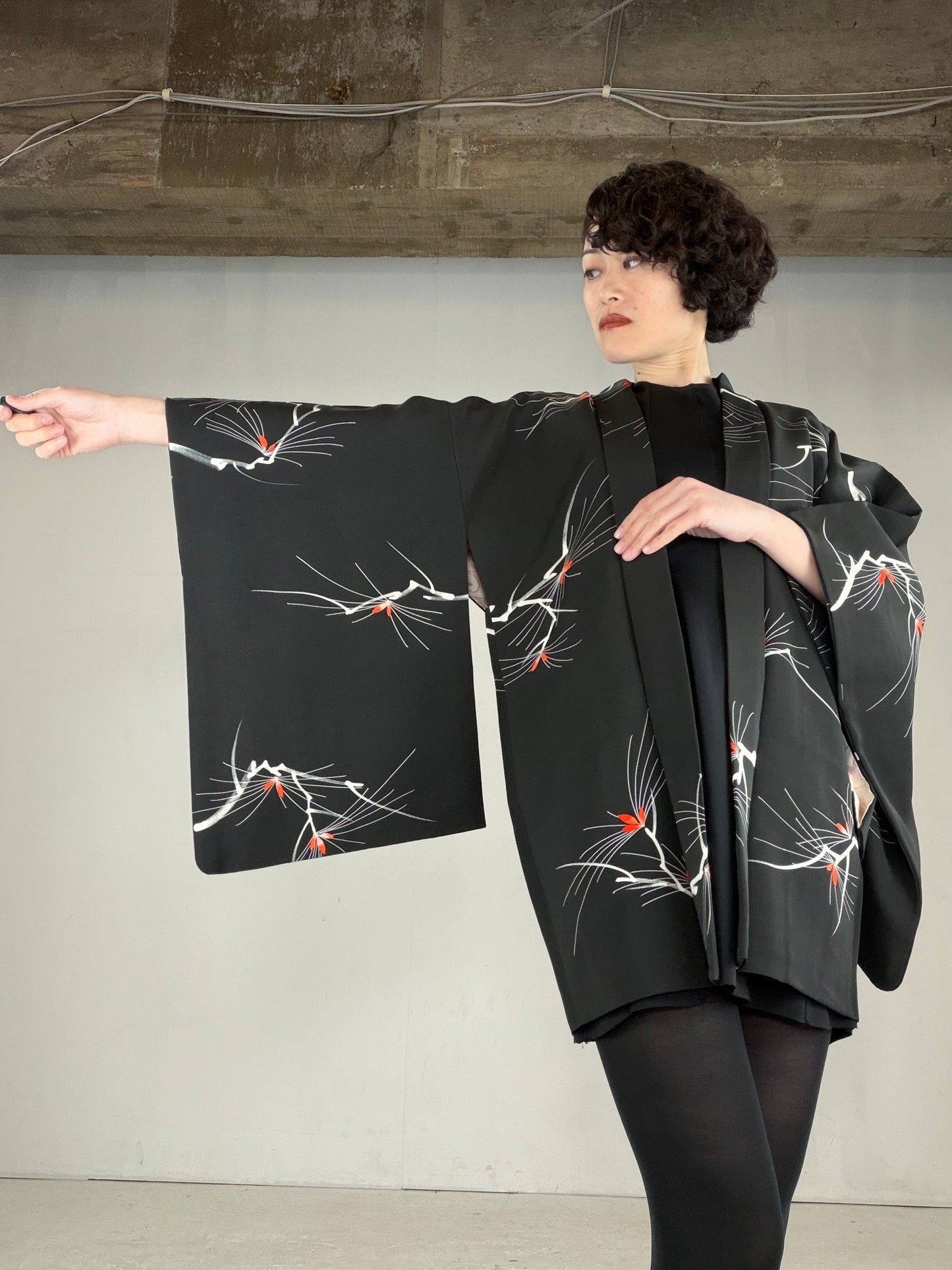 VINTAGE BLACK HAORI  "BLK161" *damage