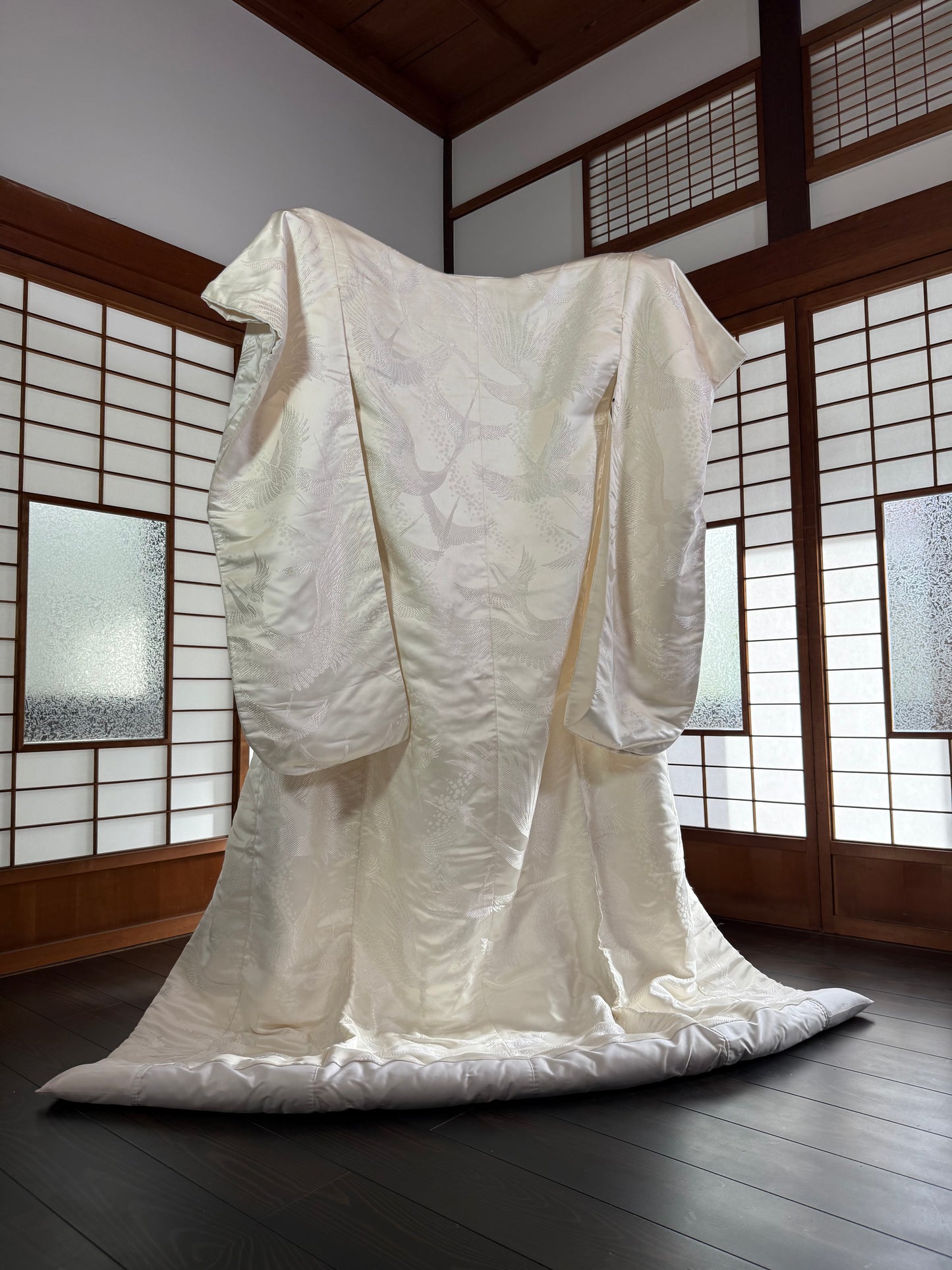 VINTAGE SHIROMUKU "tsuru 001" *damage