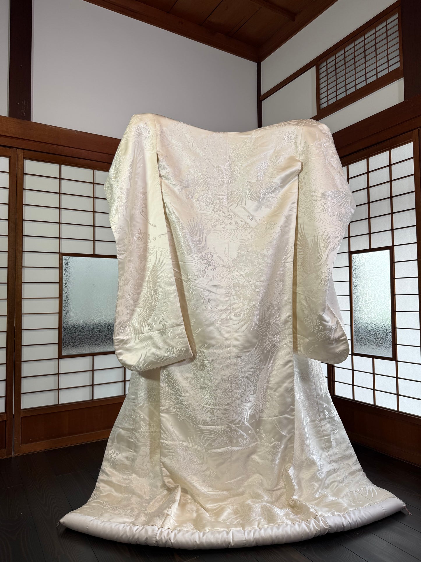 VINTAGE SHIROMUKU "tsuru 003 botan"