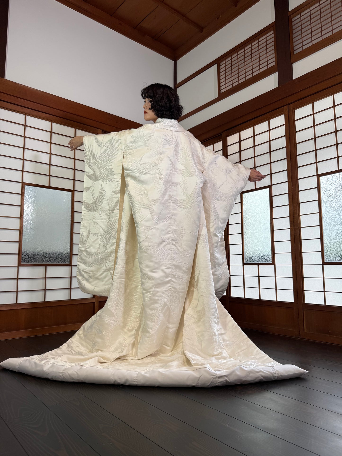 VINTAGE SHIROMUKU "tsuru 001" *damage