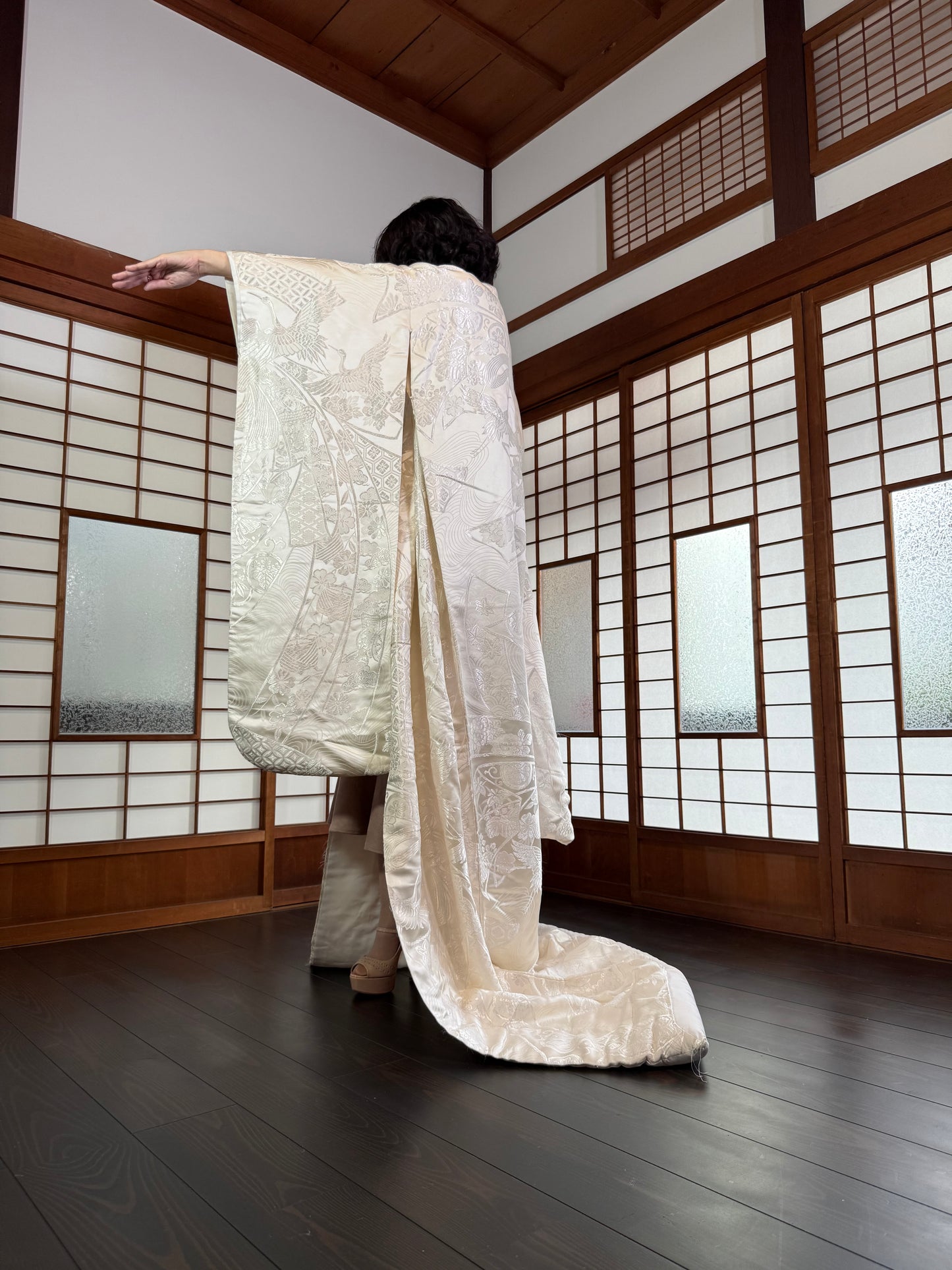 VINTAGE SHIROMUKU "kissho monyo"