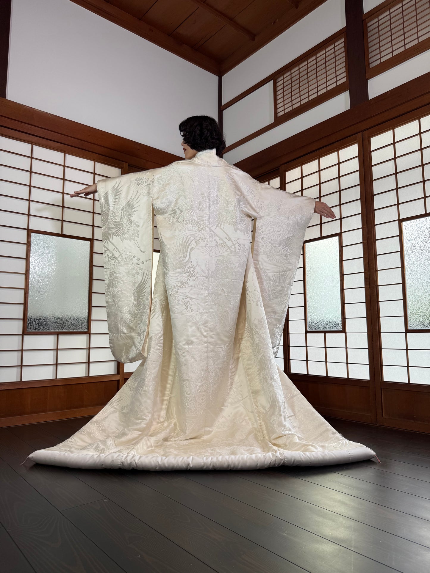 VINTAGE SHIROMUKU "tsuru 003 botan"