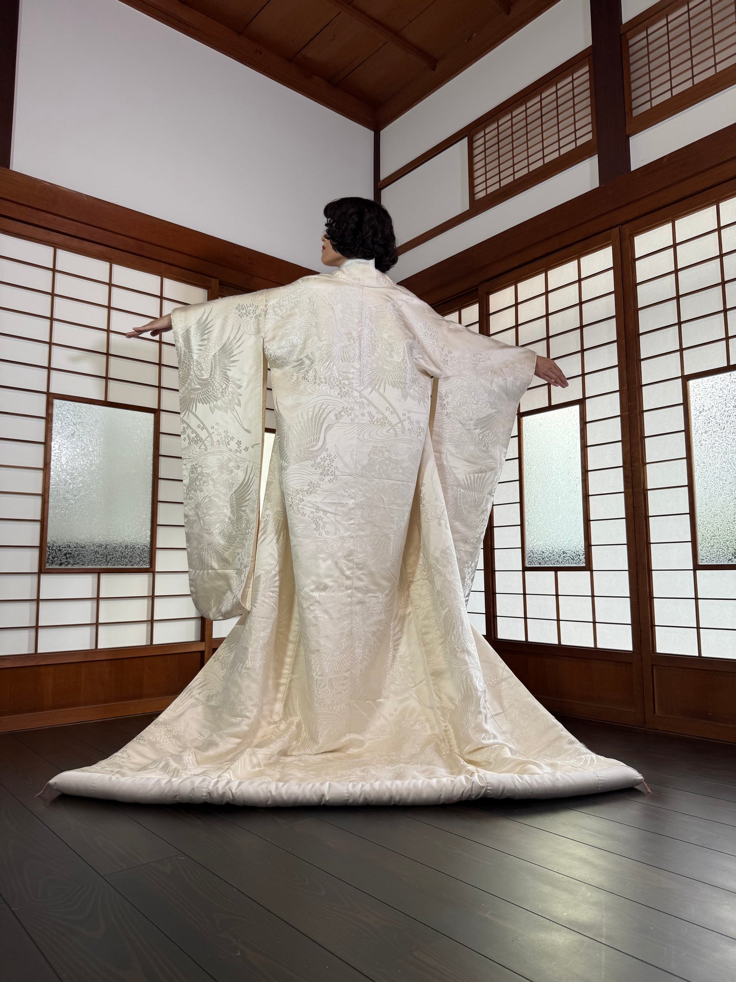 VINTAGE SHIROMUKU "tsuru 003 botan"