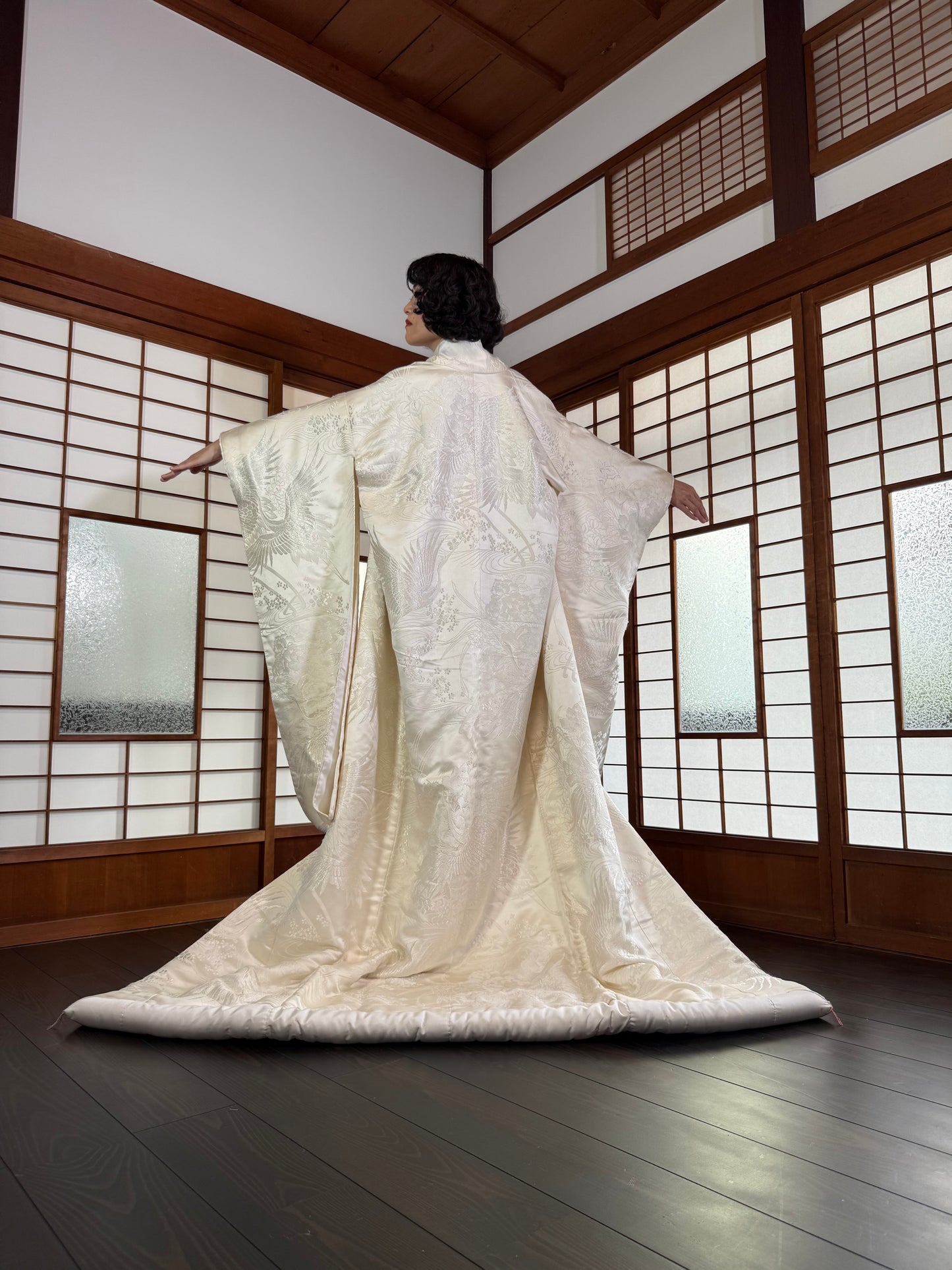 VINTAGE SHIROMUKU "tsuru 003 botan"