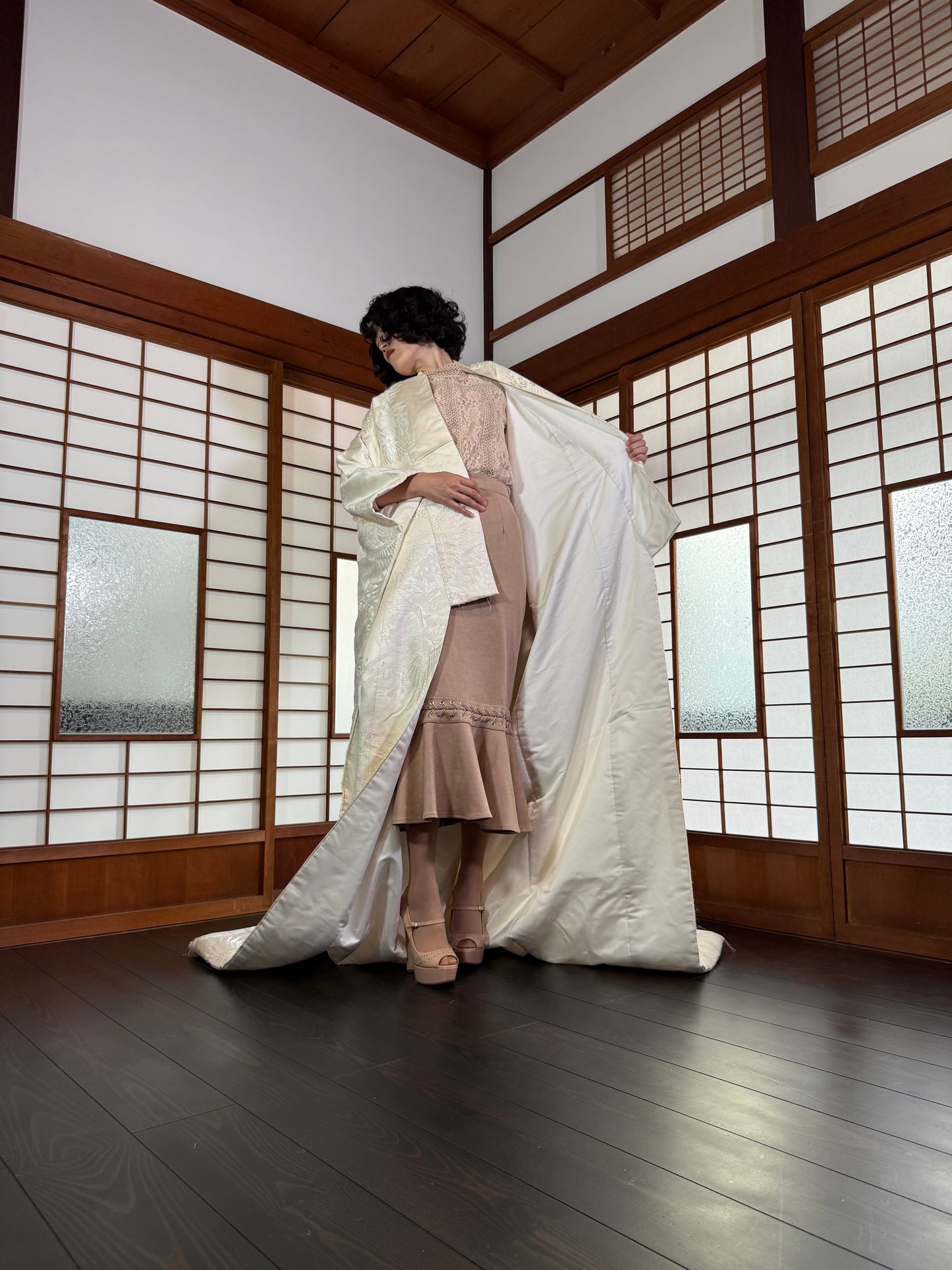 VINTAGE SHIROMUKU "tsuru 003 botan"