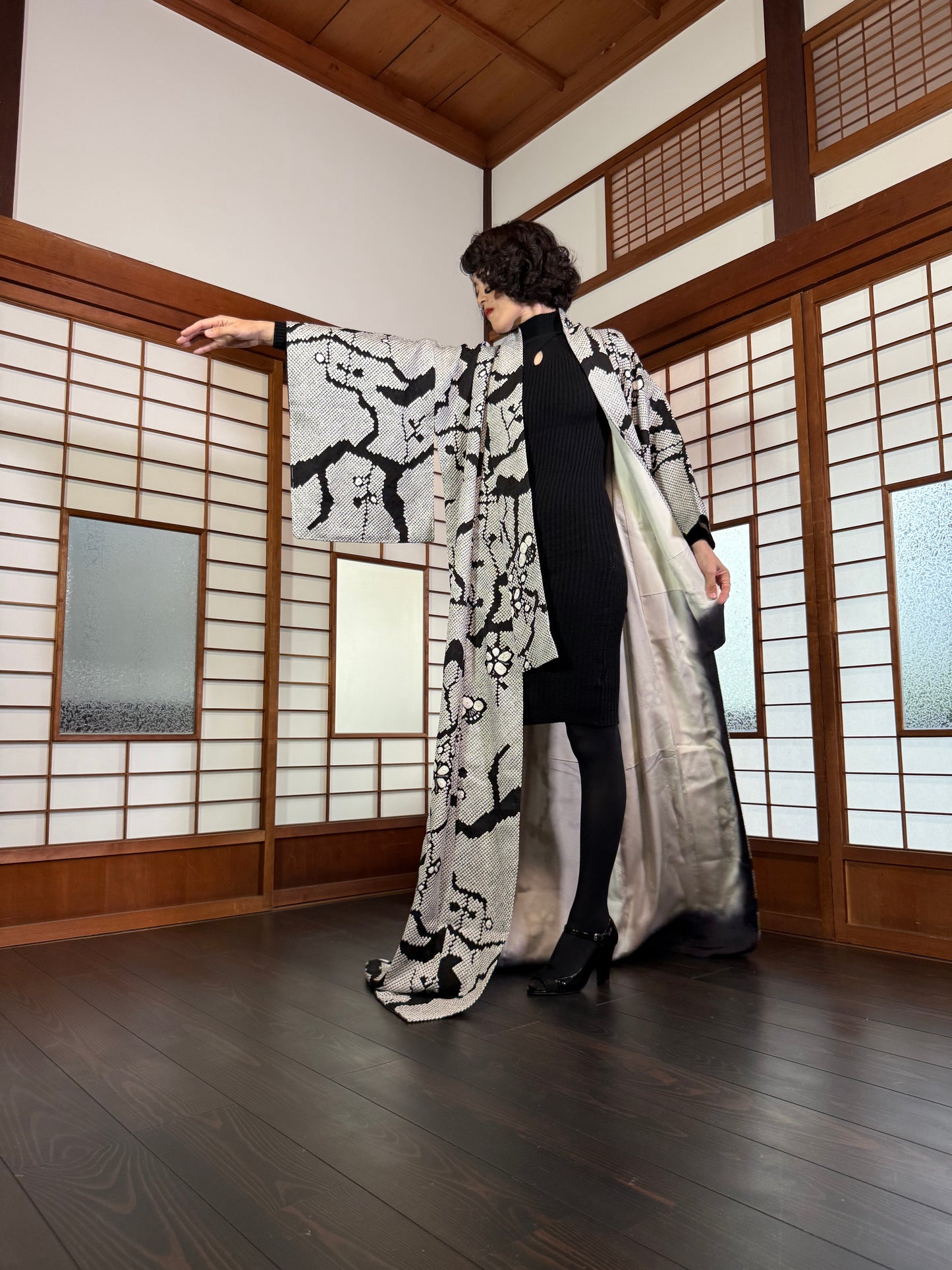 Redefining the Vintage Komon Collection "shibori, black, gold-kamon"