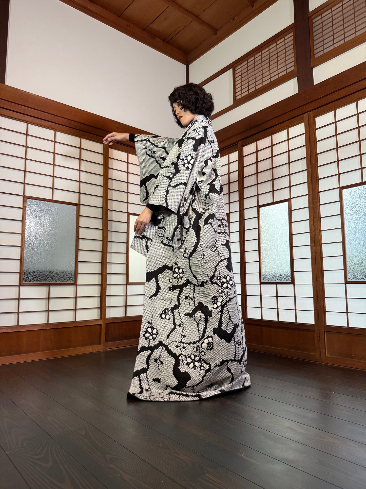 Redefining the Vintage Komon Collection "shibori, black, gold-kamon"