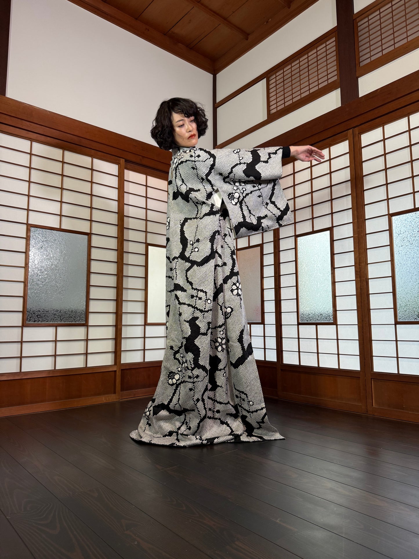 Redefining the Vintage Komon Collection "shibori, black, gold-kamon"