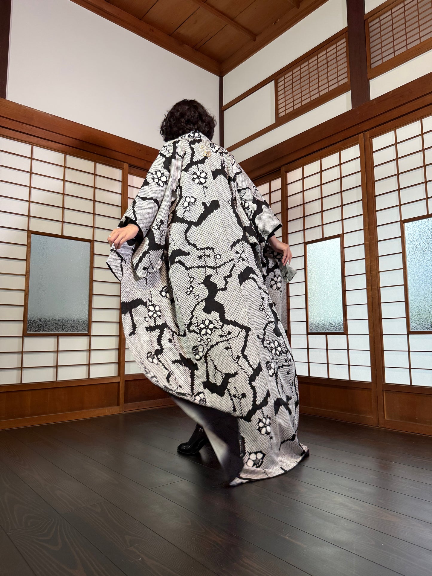 Redefining the Vintage Komon Collection "shibori, black, gold-kamon"