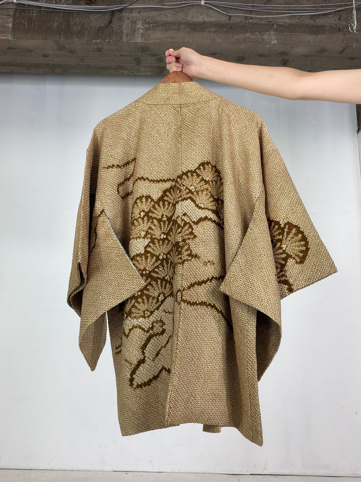 VINTAGE SHIBORI HAORI  "matsu, SIB140" *damage
