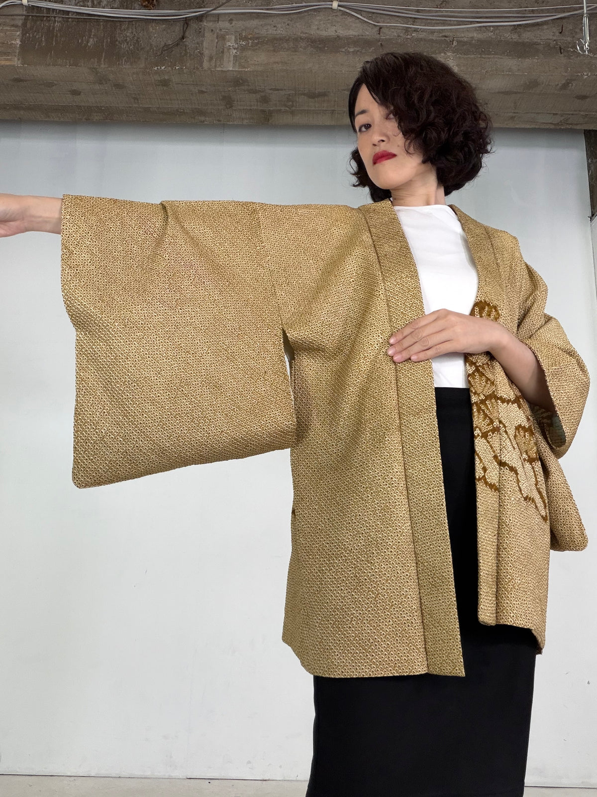 VINTAGE SHIBORI HAORI  "matsu, SIB140" *damage