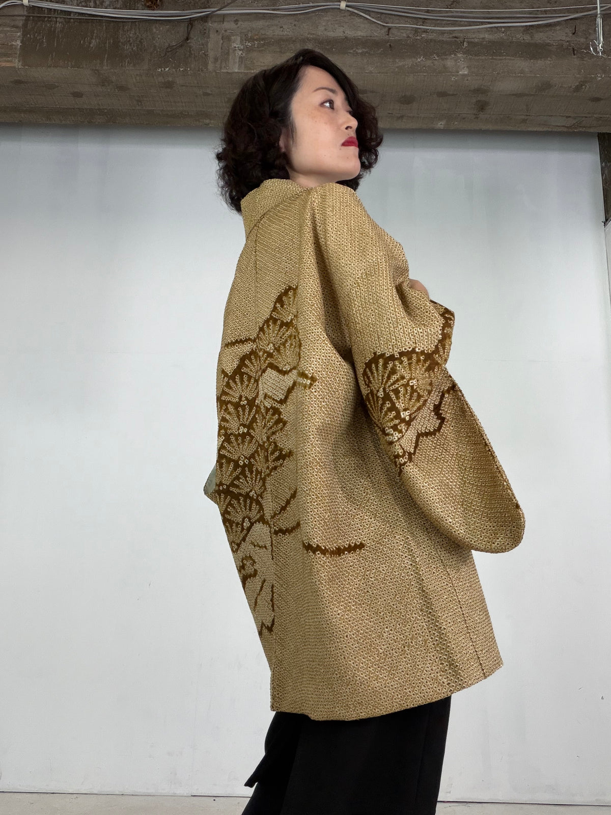 VINTAGE SHIBORI HAORI  "matsu, SIB140" *damage