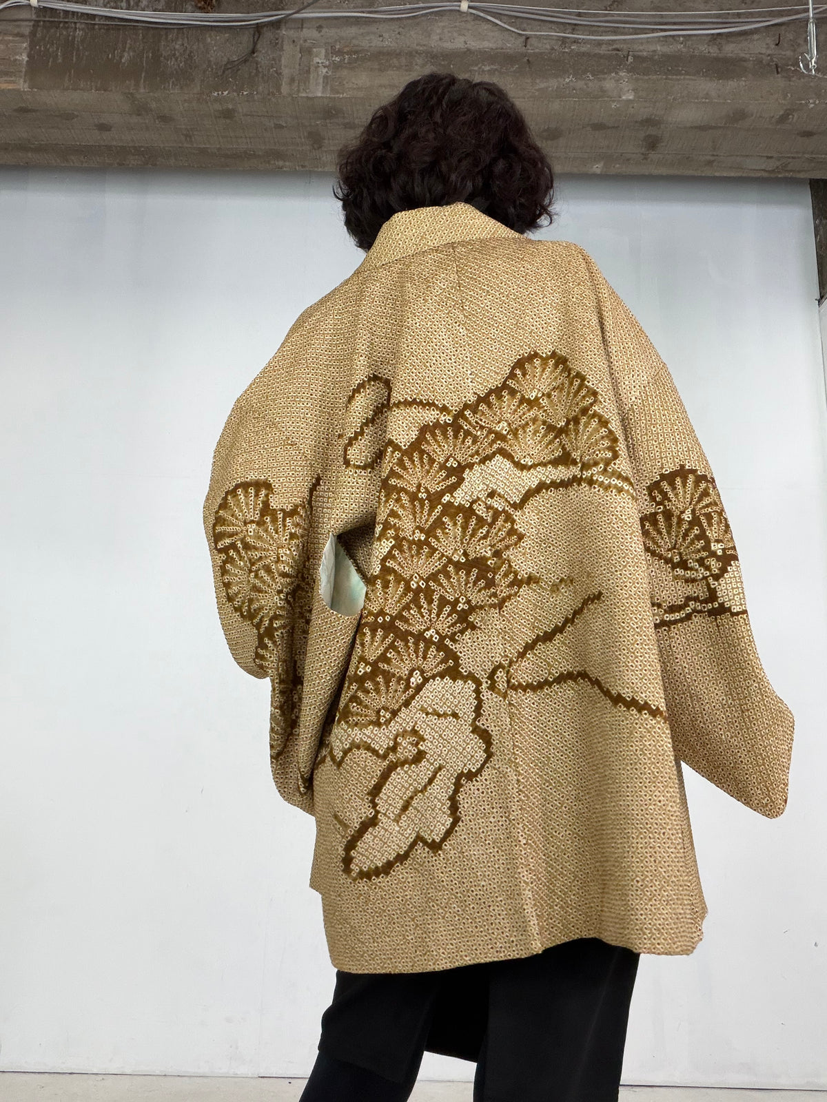 VINTAGE SHIBORI HAORI  "matsu, SIB140" *damage