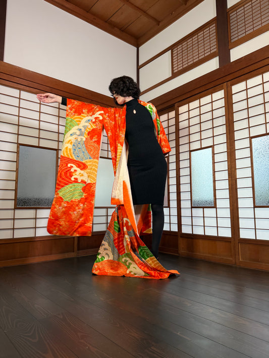 Redefining the Vintage Furisode Collection "shu, gold, nami"