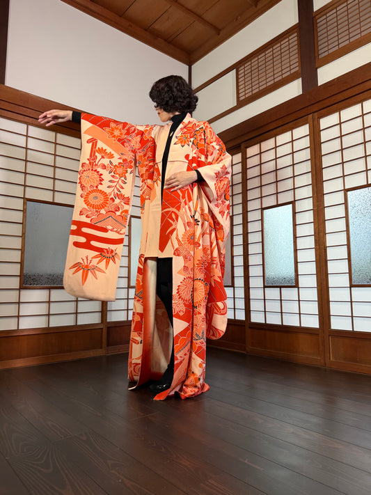 Redefining the Vintage Furisode Collection "benigata"