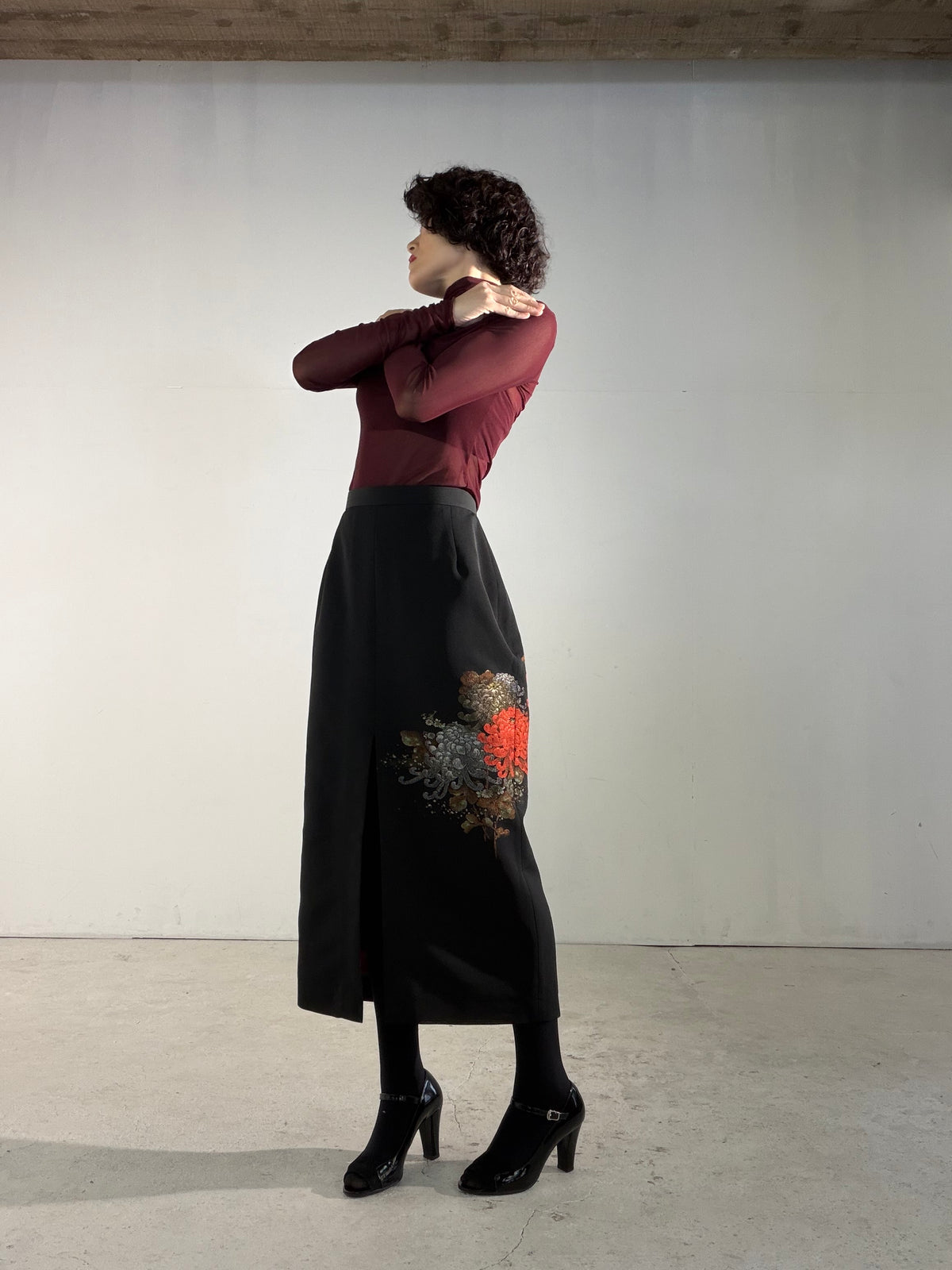 Kimono Skirt "SAI005" — Upcycled from Japanese Kimono Black Haori