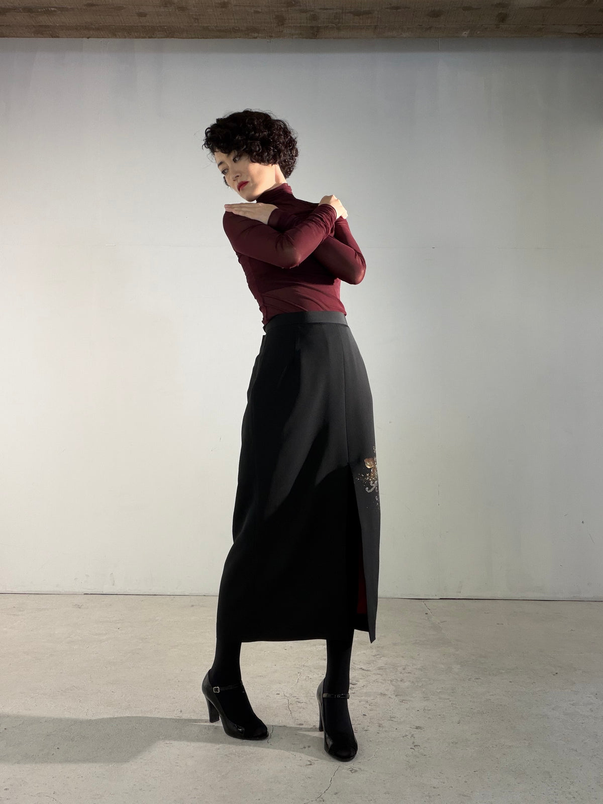 Kimono Skirt "SAI005" — Upcycled from Japanese Kimono Black Haori