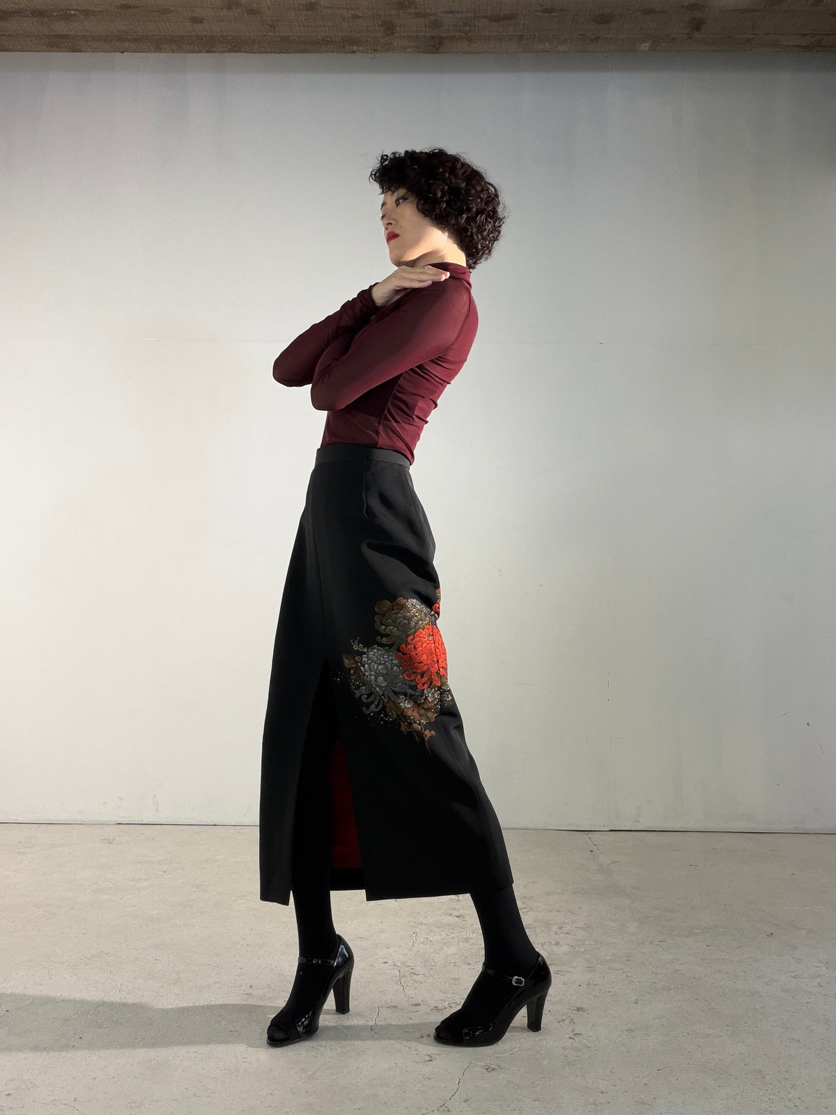 Kimono Skirt "SAI005" — Upcycled from Japanese Kimono Black Haori