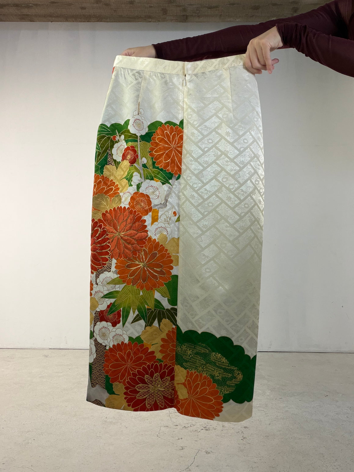 Kimono Skirt "SAI001" — Upcycled from Japanese Kimono Furisode