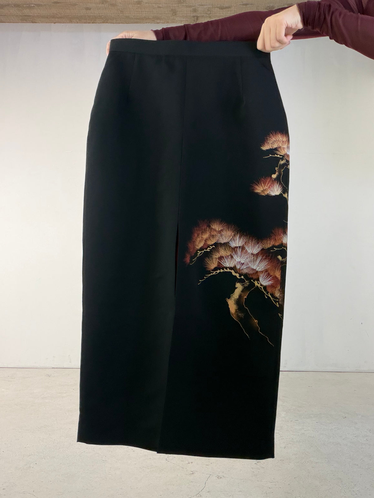 Kimono Skirt "SAI004" — Upcycled from Japanese Kimono Black Haori