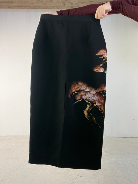 Kimono Skirt "SAI004" — Upcycled from Japanese Kimono Black Haori