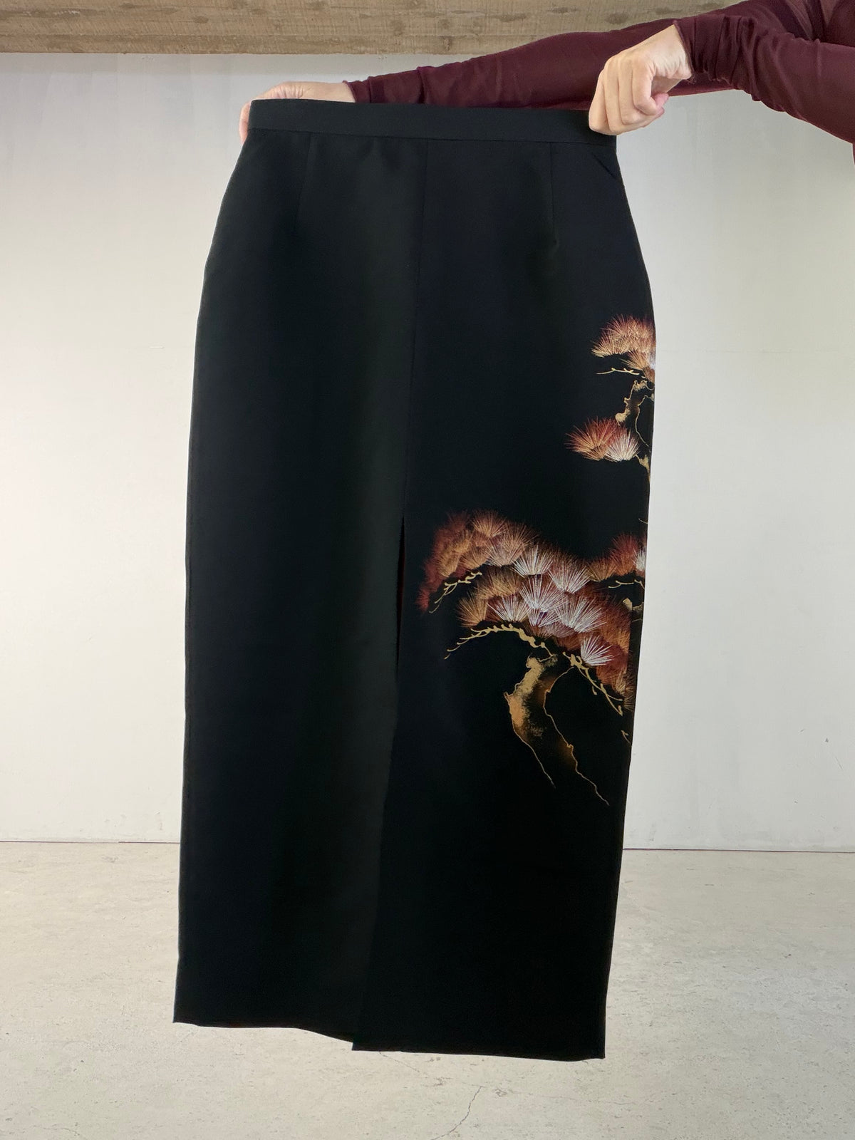 Kimono Skirt "SAI004" — Upcycled from Japanese Kimono Black Haori