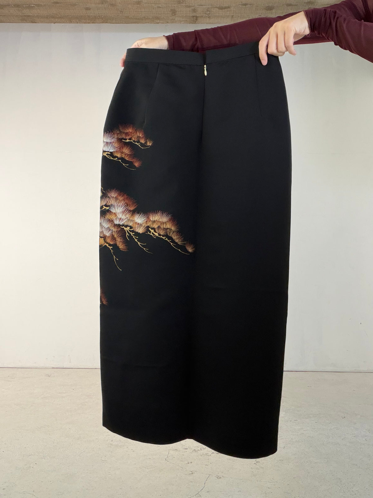 Kimono Skirt "SAI004" — Upcycled from Japanese Kimono Black Haori
