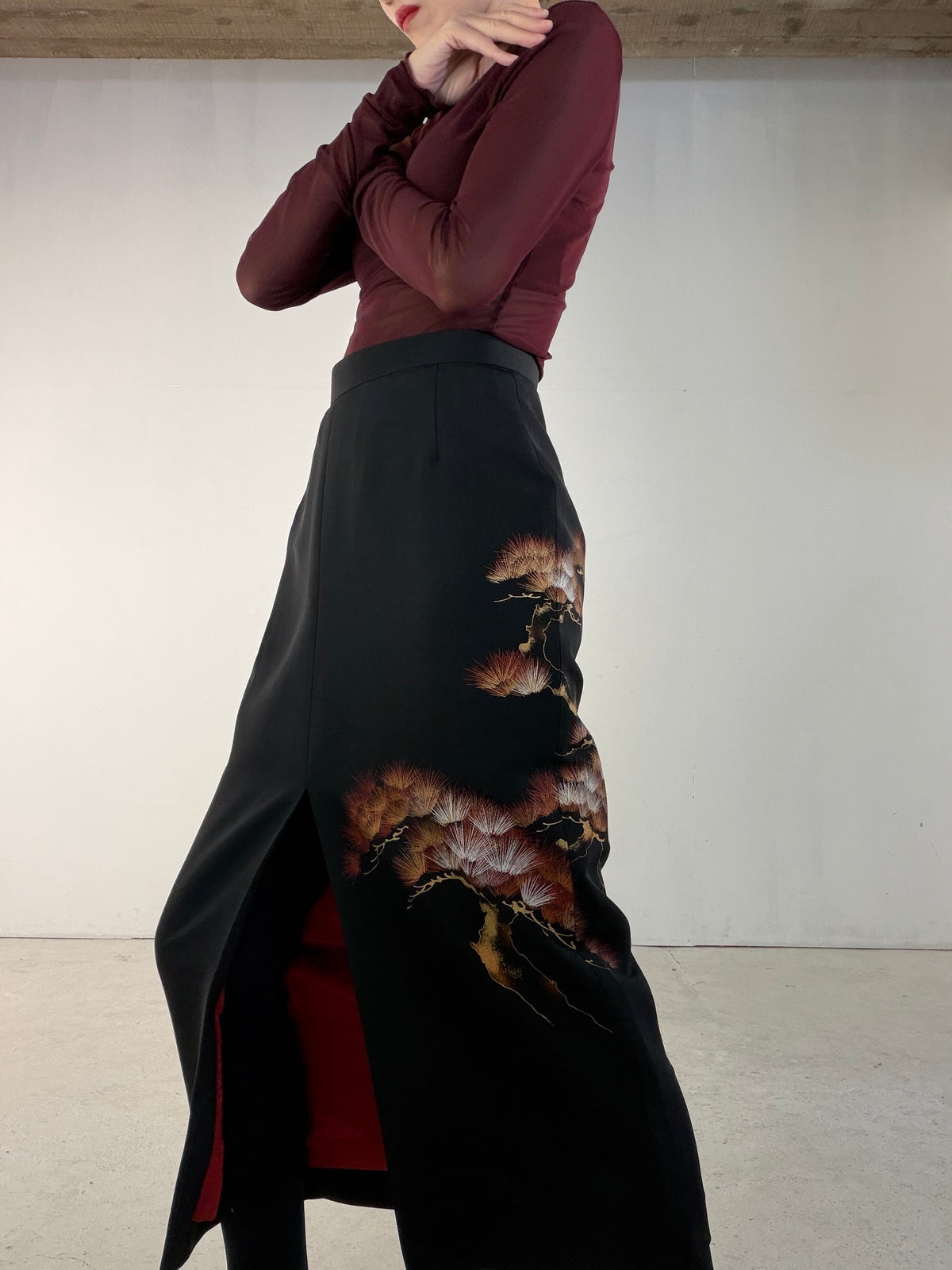 Kimono Skirt "SAI004" — Upcycled from Japanese Kimono Black Haori