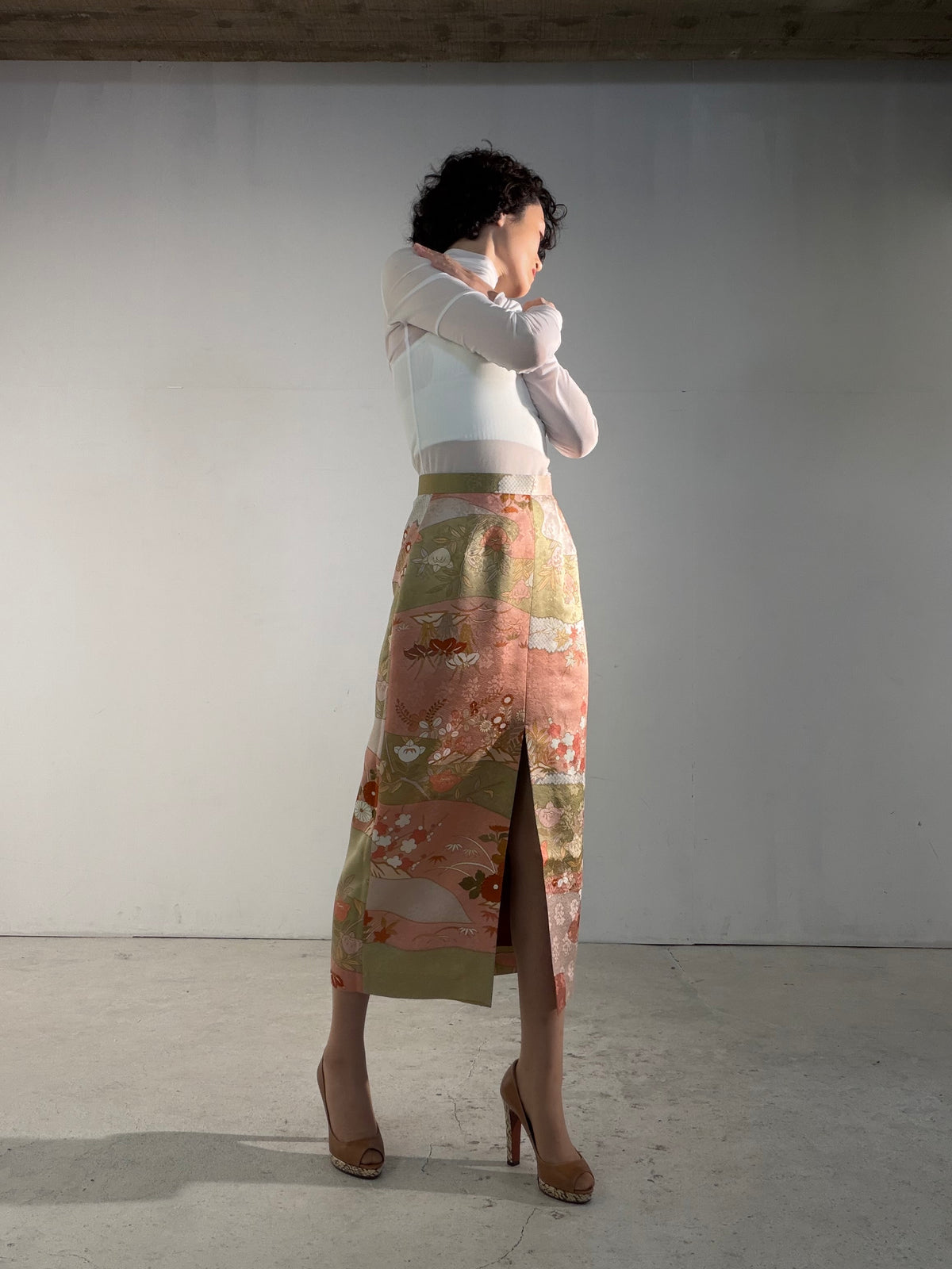 Kimono Skirt "SAI003" — Upcycled from Japanese Kimono Foumongi