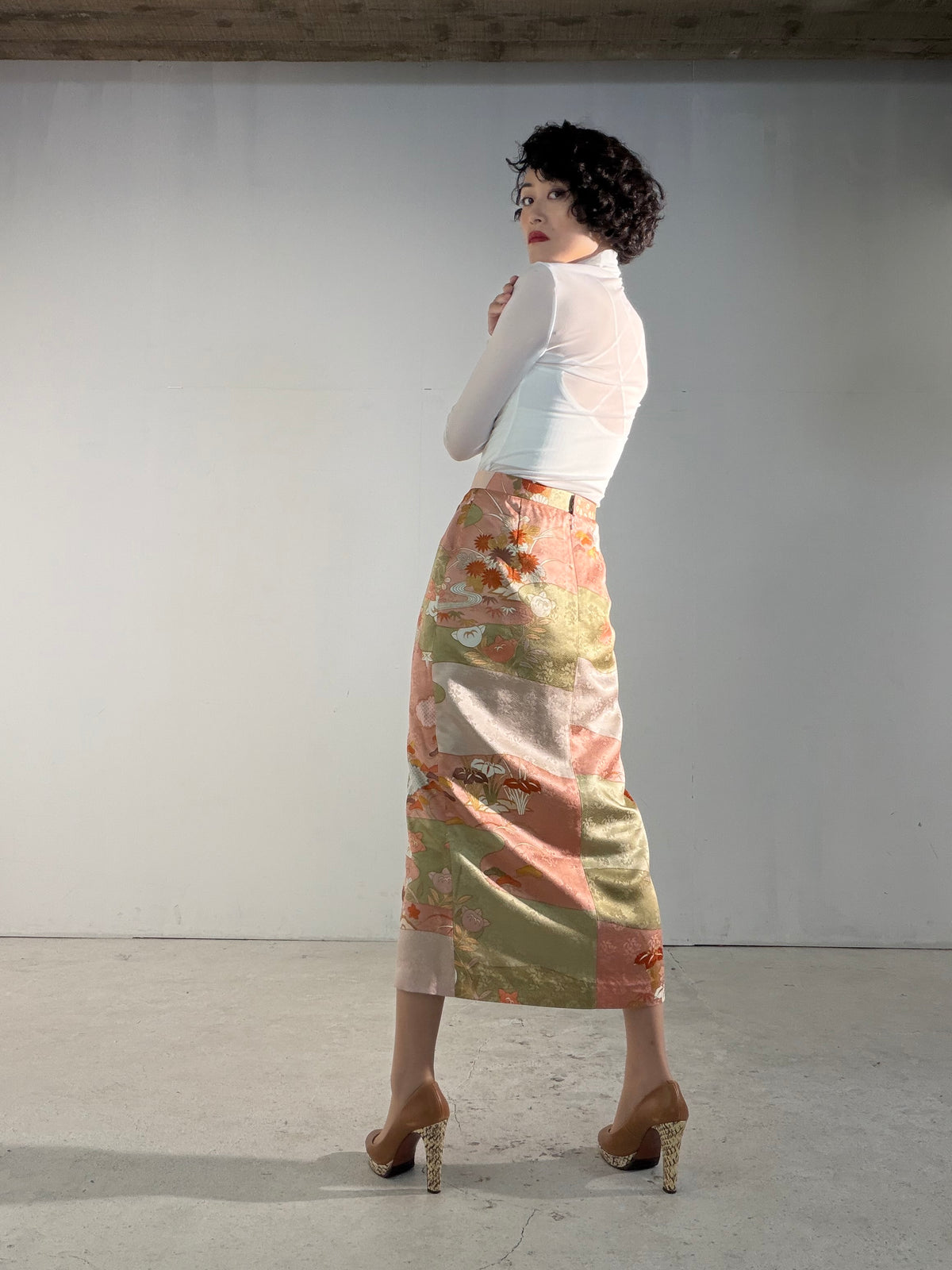 Kimono Skirt "SAI003" — Upcycled from Japanese Kimono Foumongi