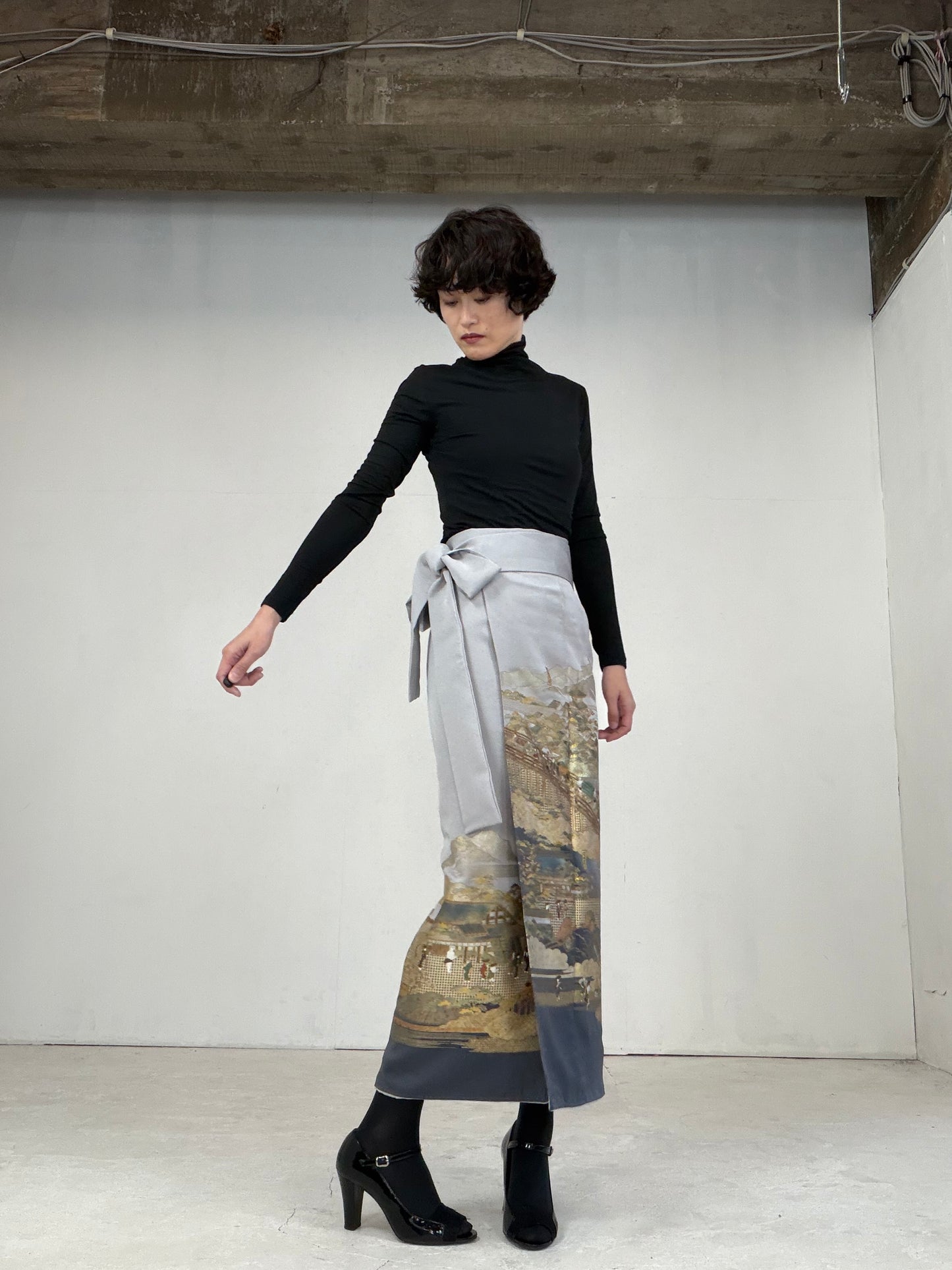 IROTOME SKIRT UPCYCLED FROM JAPANESE KIMONO "109"