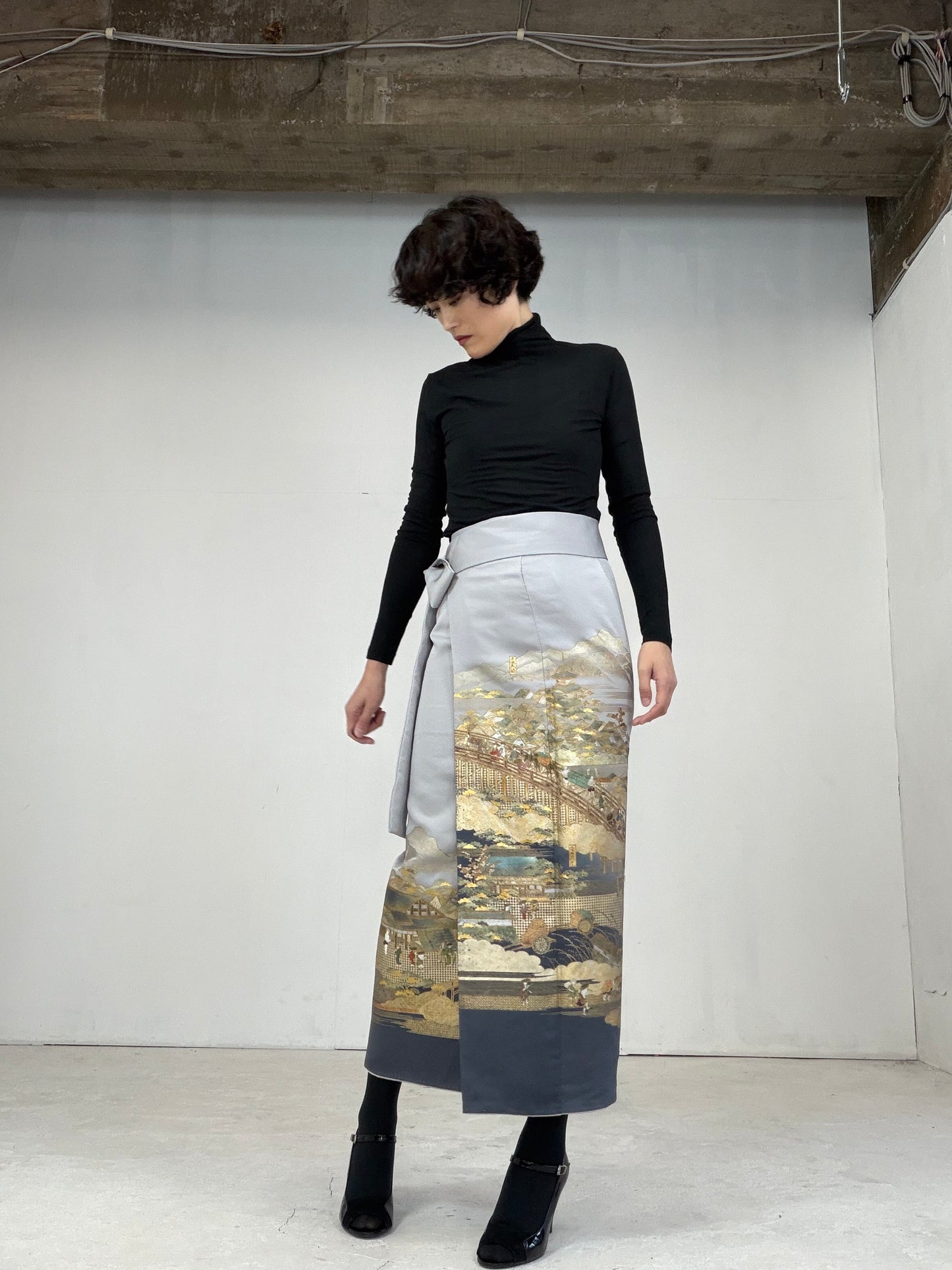 IROTOME SKIRT UPCYCLED FROM JAPANESE KIMONO "109"
