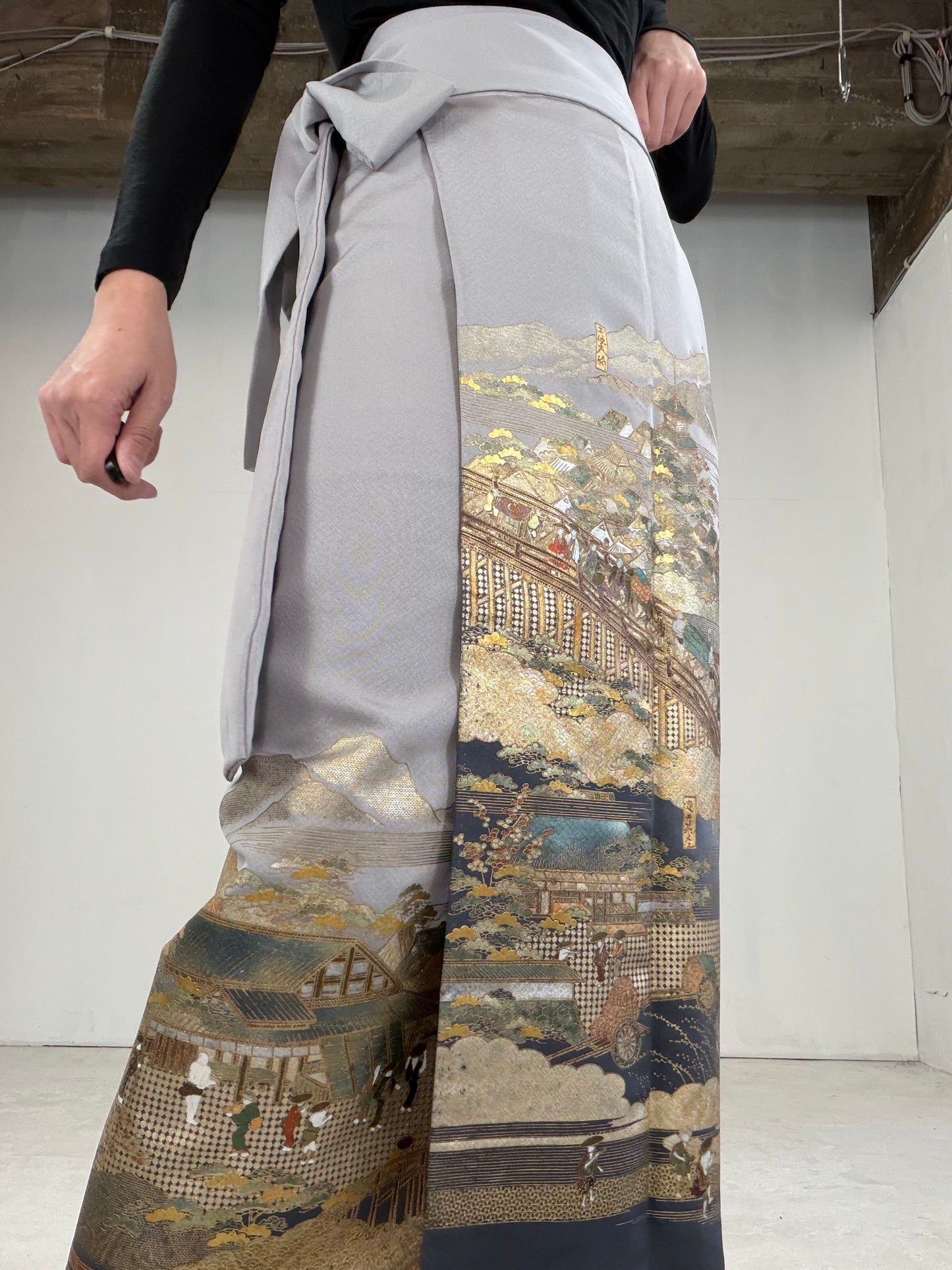 IROTOME SKIRT UPCYCLED FROM JAPANESE KIMONO "109"