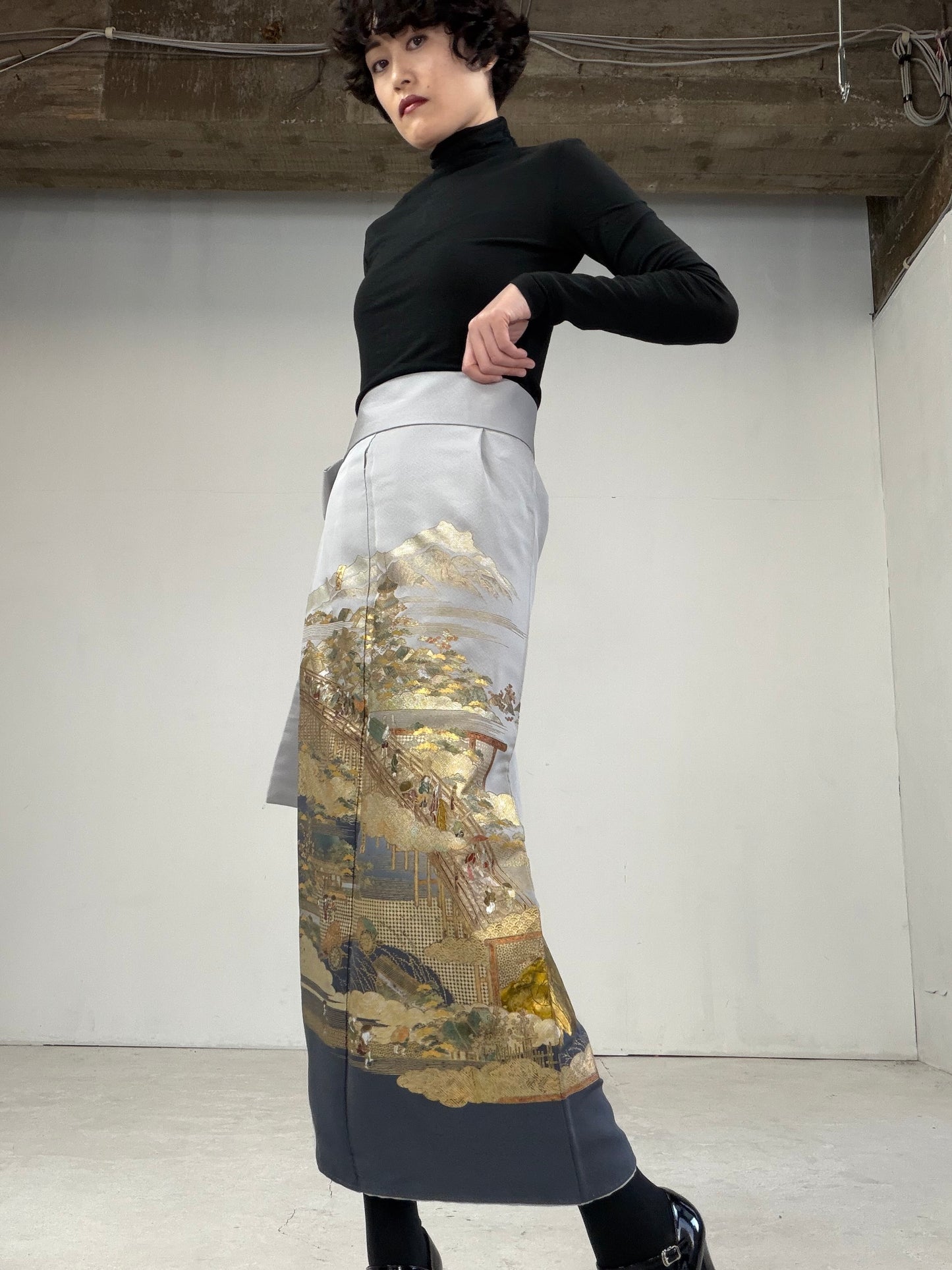IROTOME SKIRT UPCYCLED FROM JAPANESE KIMONO "109"